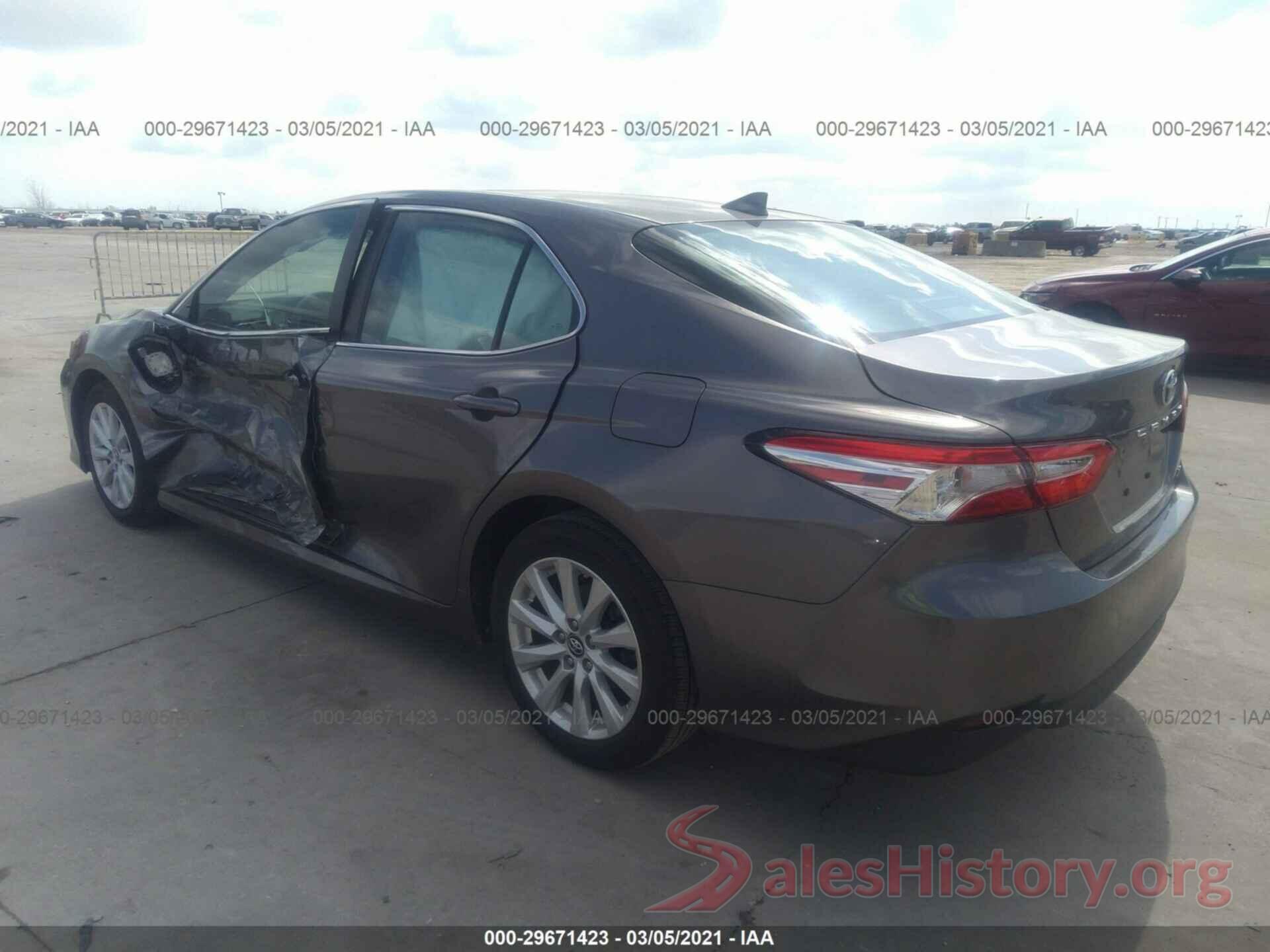 4T1B11HK2KU780415 2019 TOYOTA CAMRY