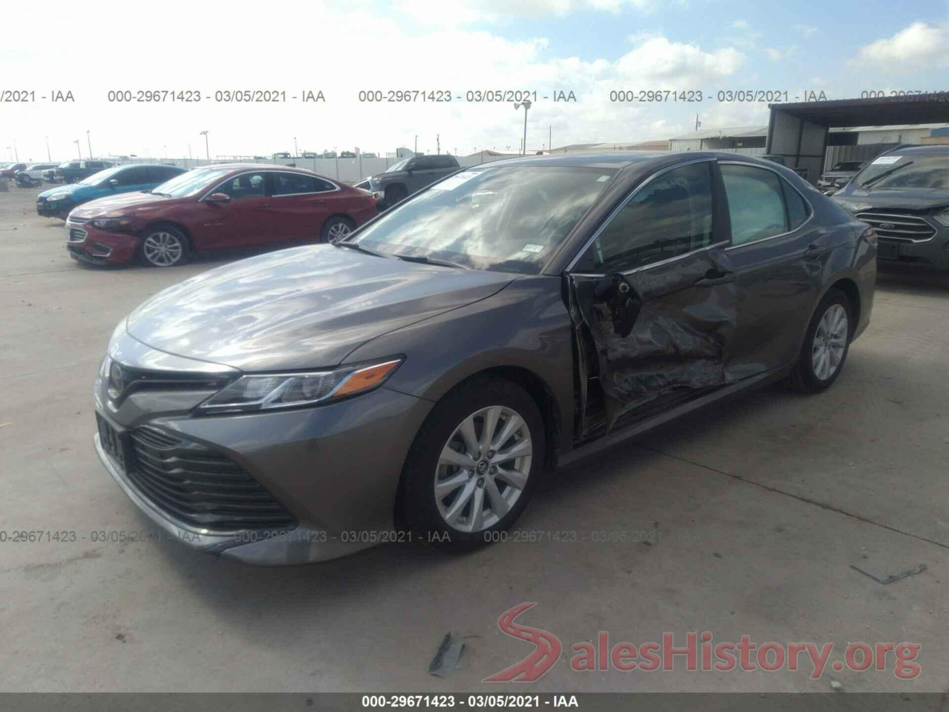 4T1B11HK2KU780415 2019 TOYOTA CAMRY