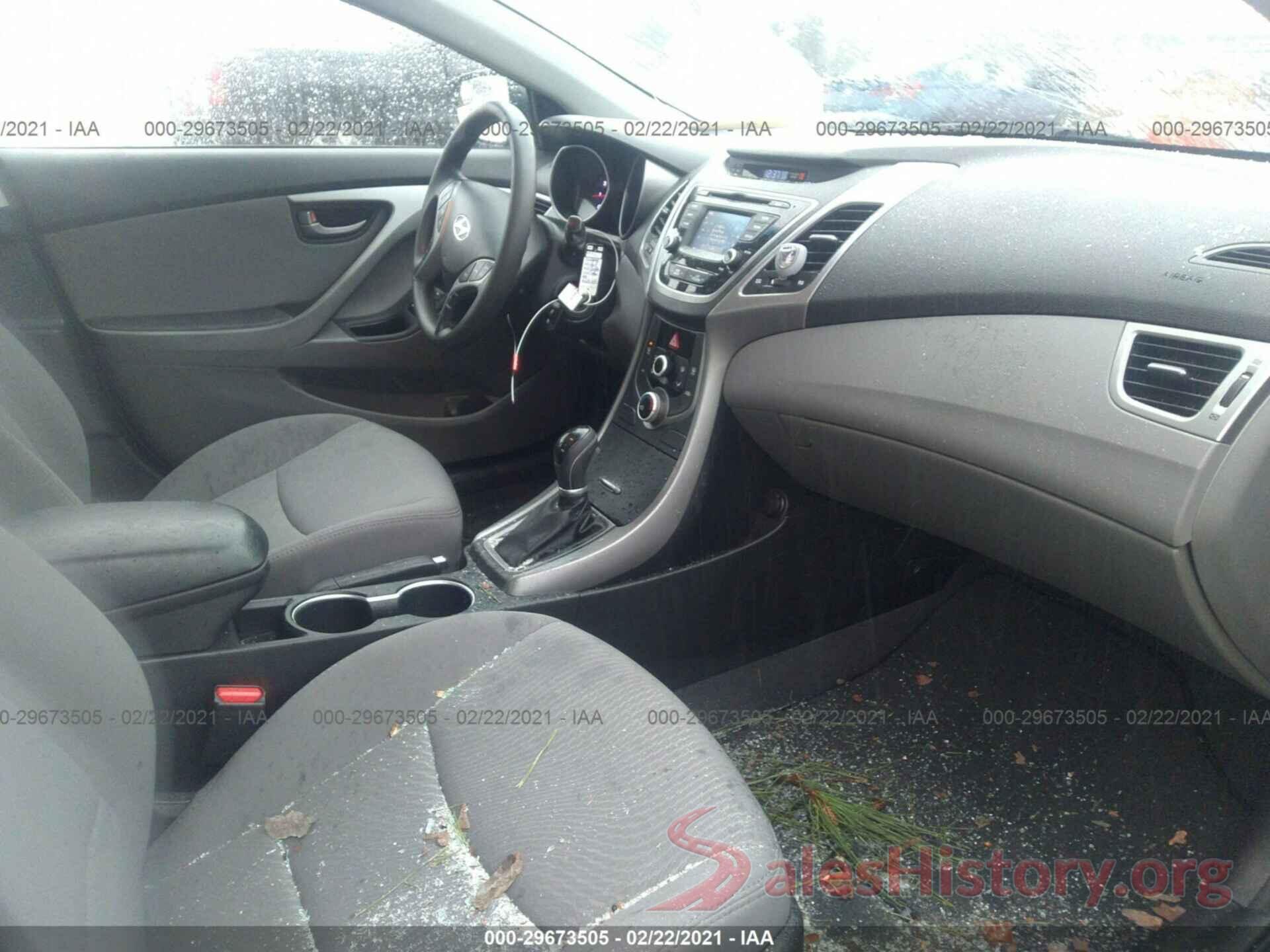 5NPDH4AE7GH670489 2016 HYUNDAI ELANTRA