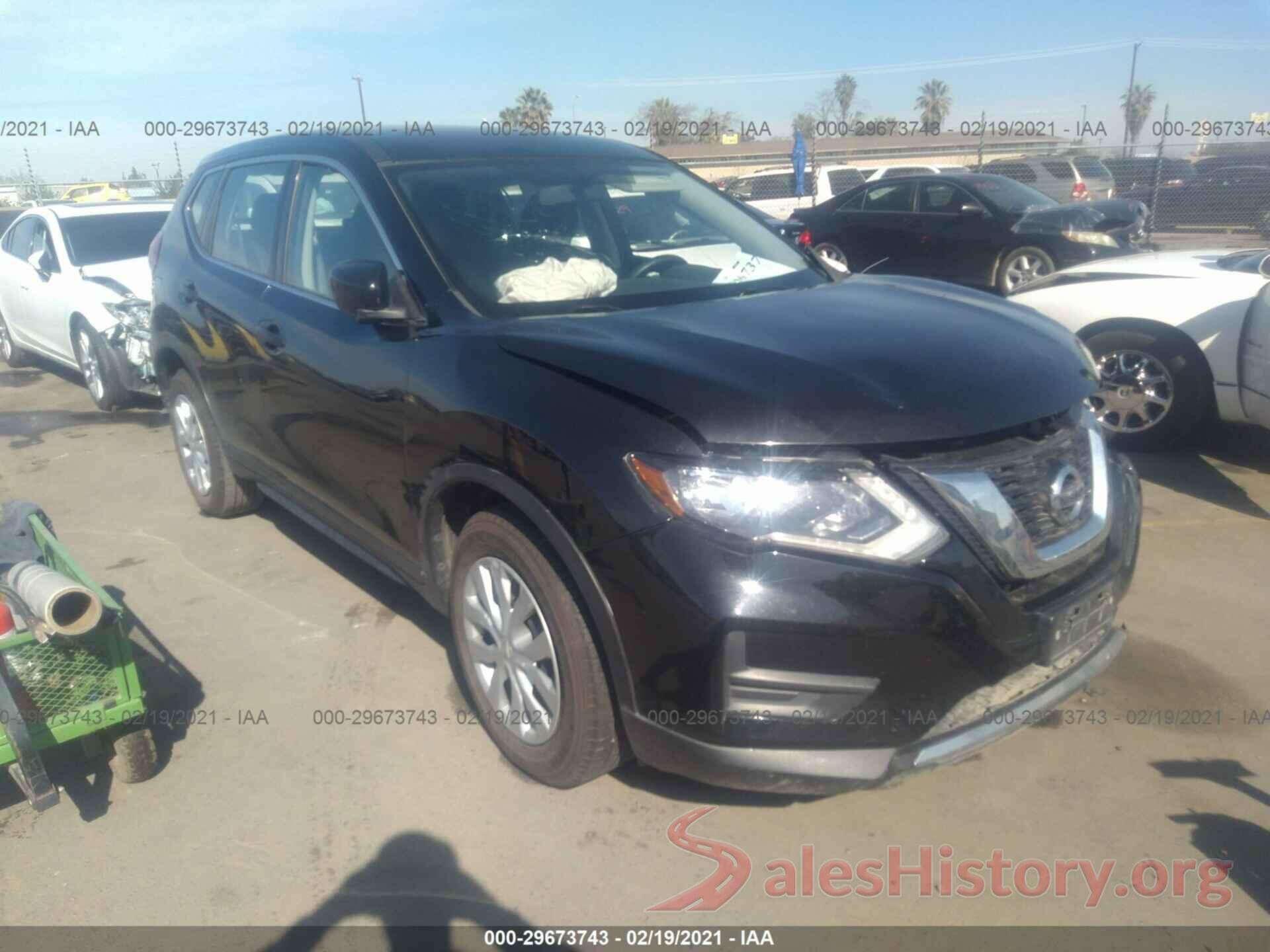 KNMAT2MT9HP562915 2017 NISSAN ROGUE