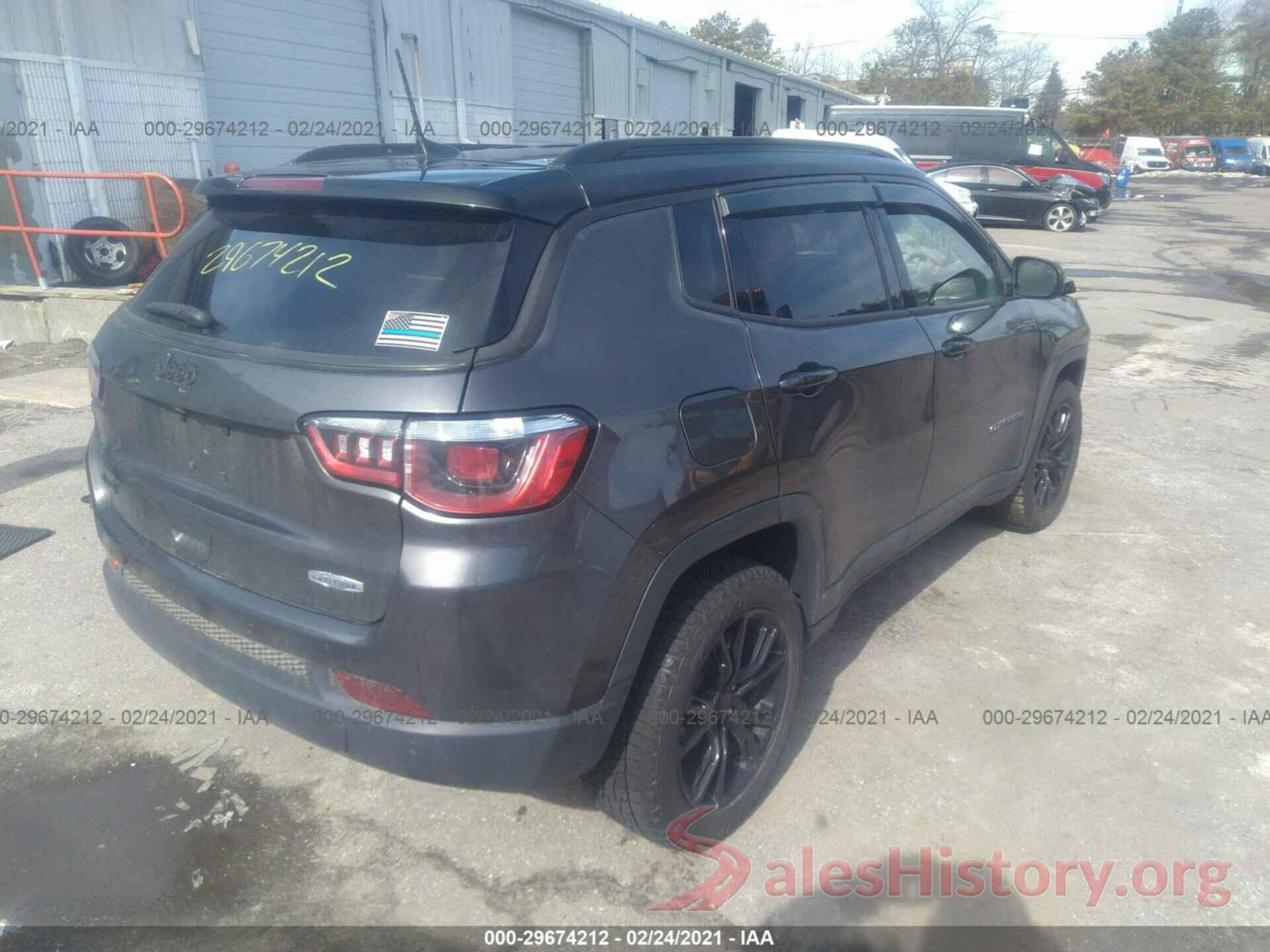 3C4NJDBB9JT282524 2018 JEEP COMPASS