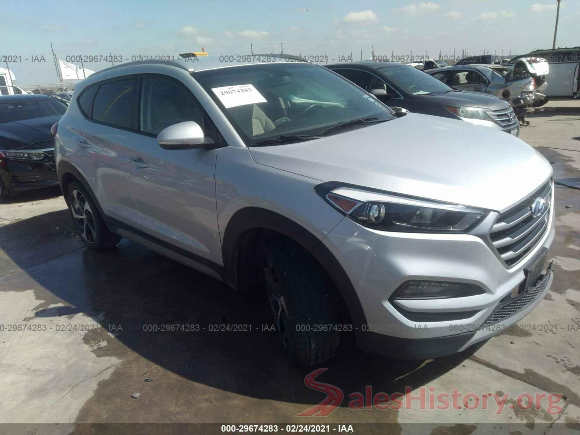 KM8J33AL8JU800749 2018 HYUNDAI TUCSON