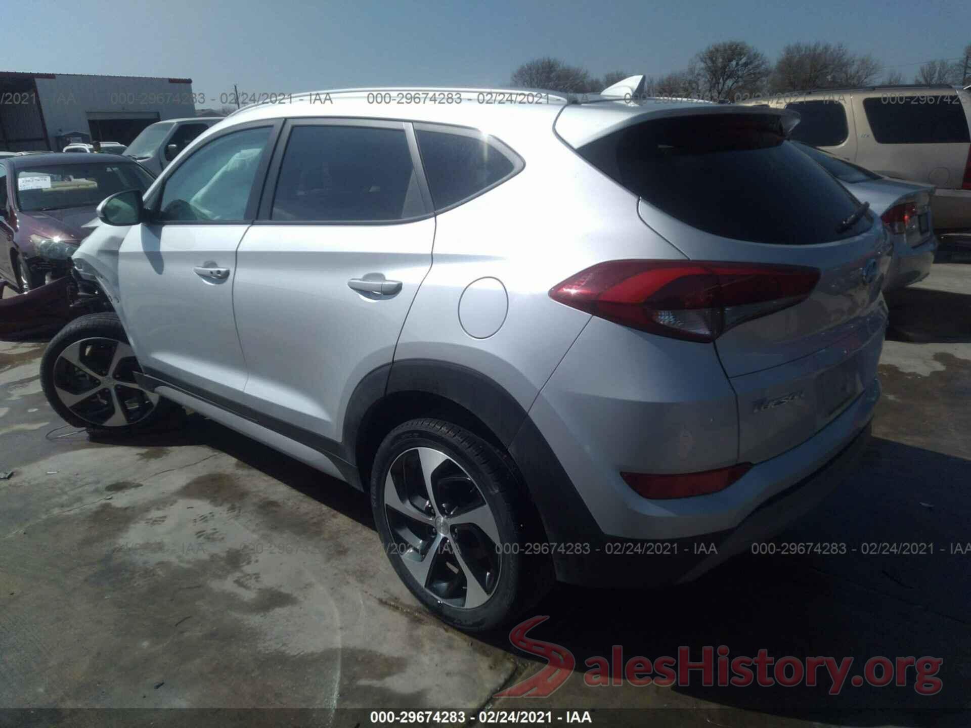 KM8J33AL8JU800749 2018 HYUNDAI TUCSON