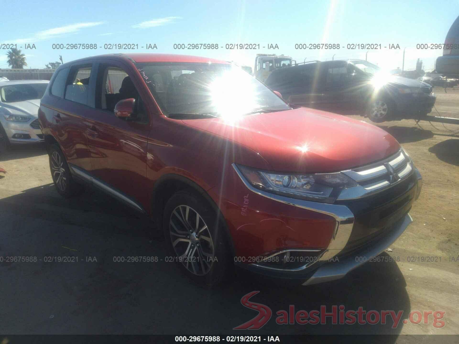 JA4AD3A31JZ040792 2018 MITSUBISHI OUTLANDER