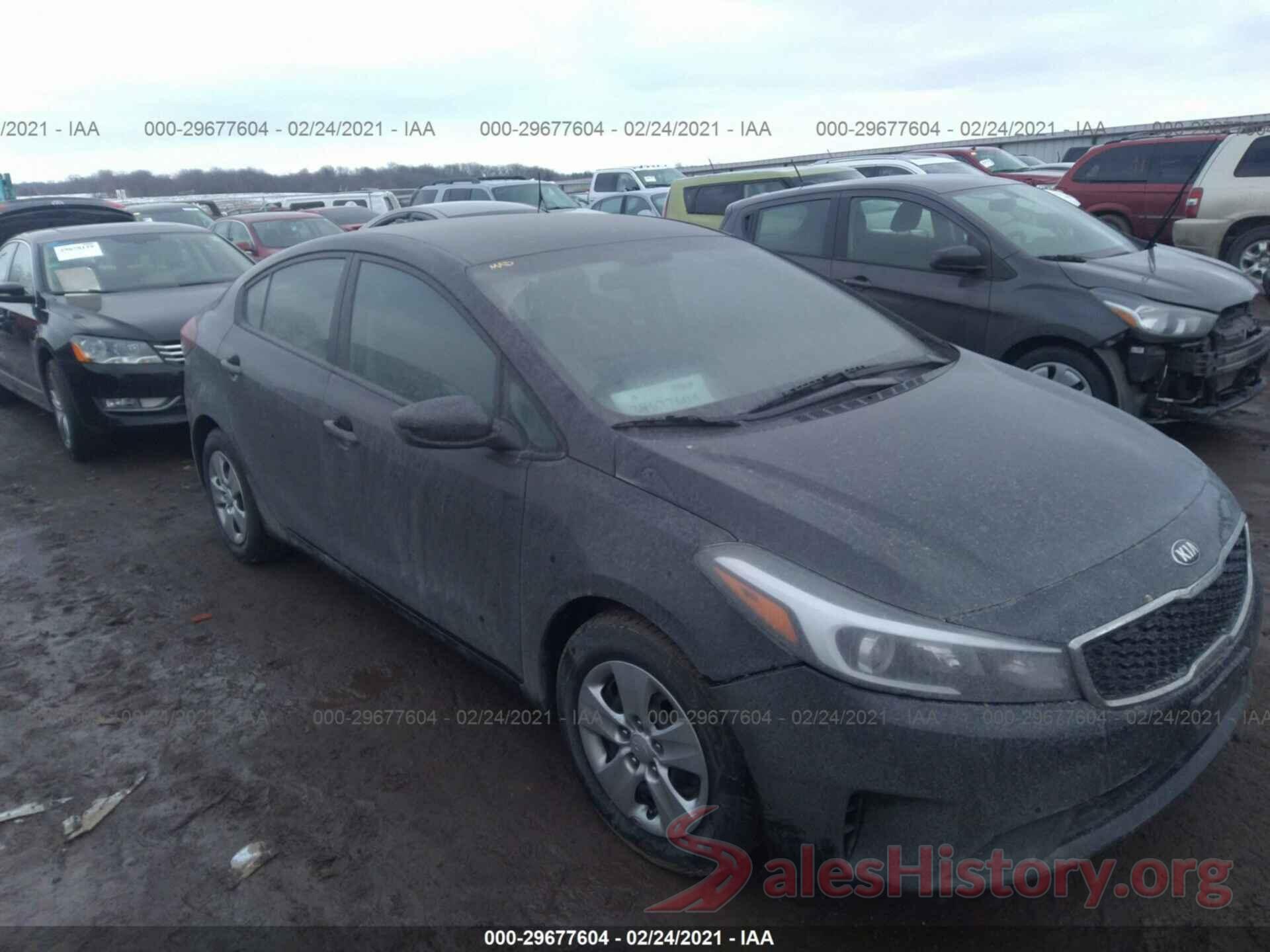 3KPFL4A76HE156115 2017 KIA FORTE