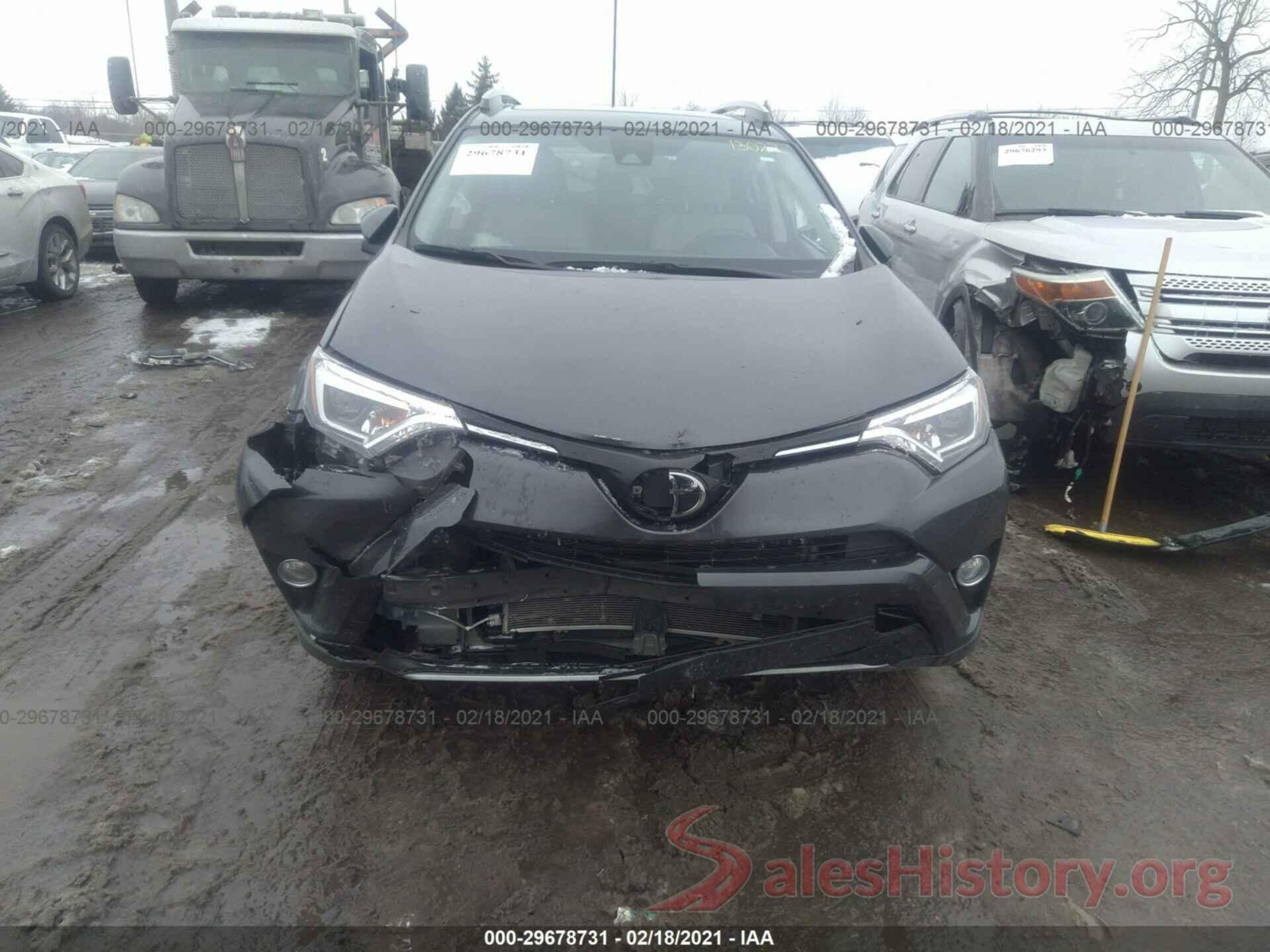 JTMDFREVXJJ735279 2018 TOYOTA RAV4