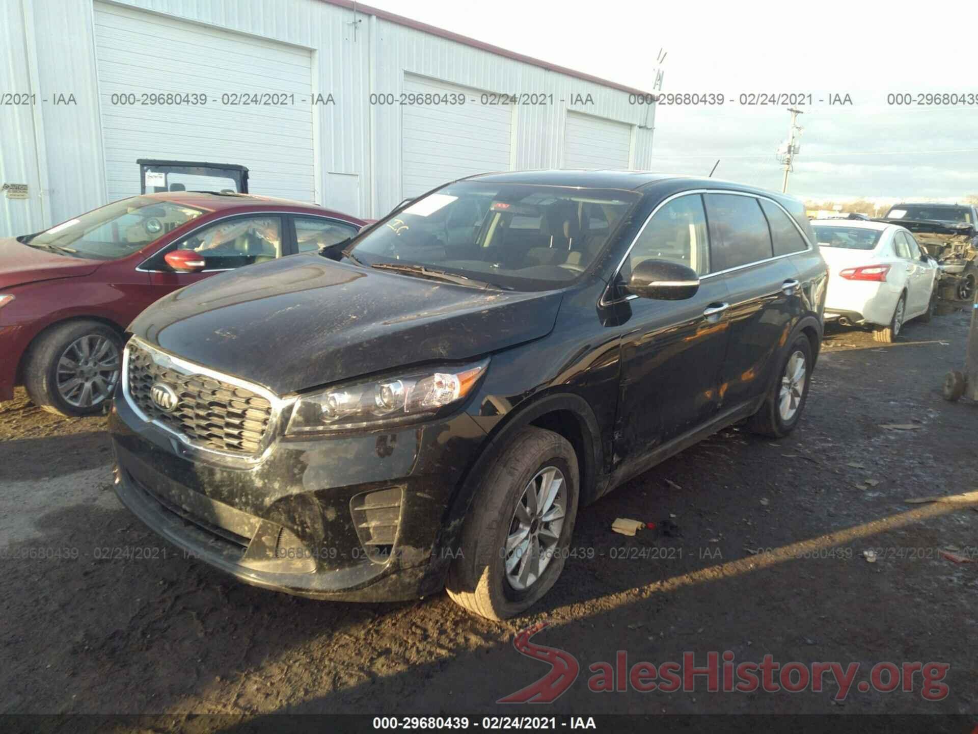 5XYPG4A32KG587437 2019 KIA SORENTO