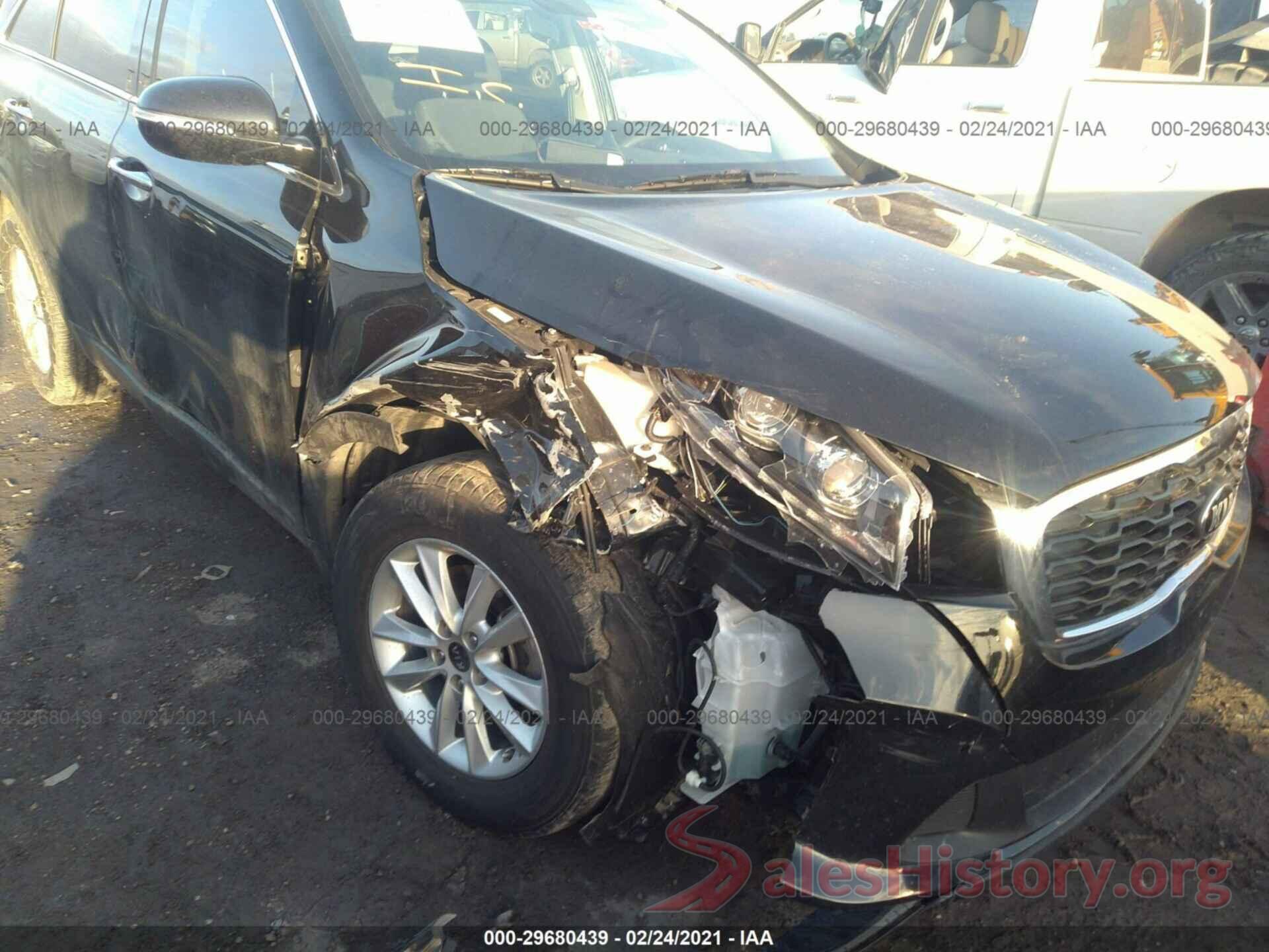 5XYPG4A32KG587437 2019 KIA SORENTO