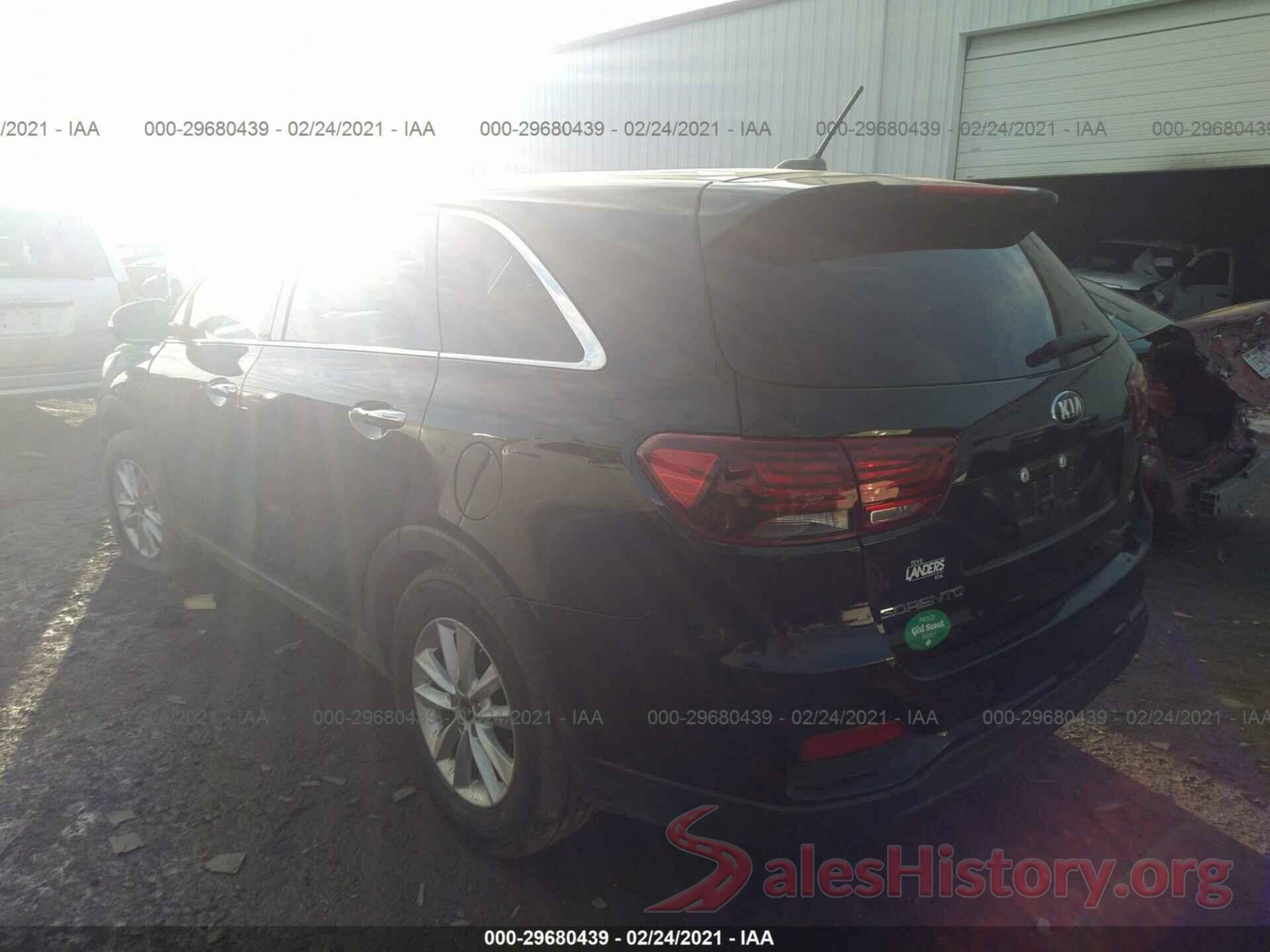 5XYPG4A32KG587437 2019 KIA SORENTO