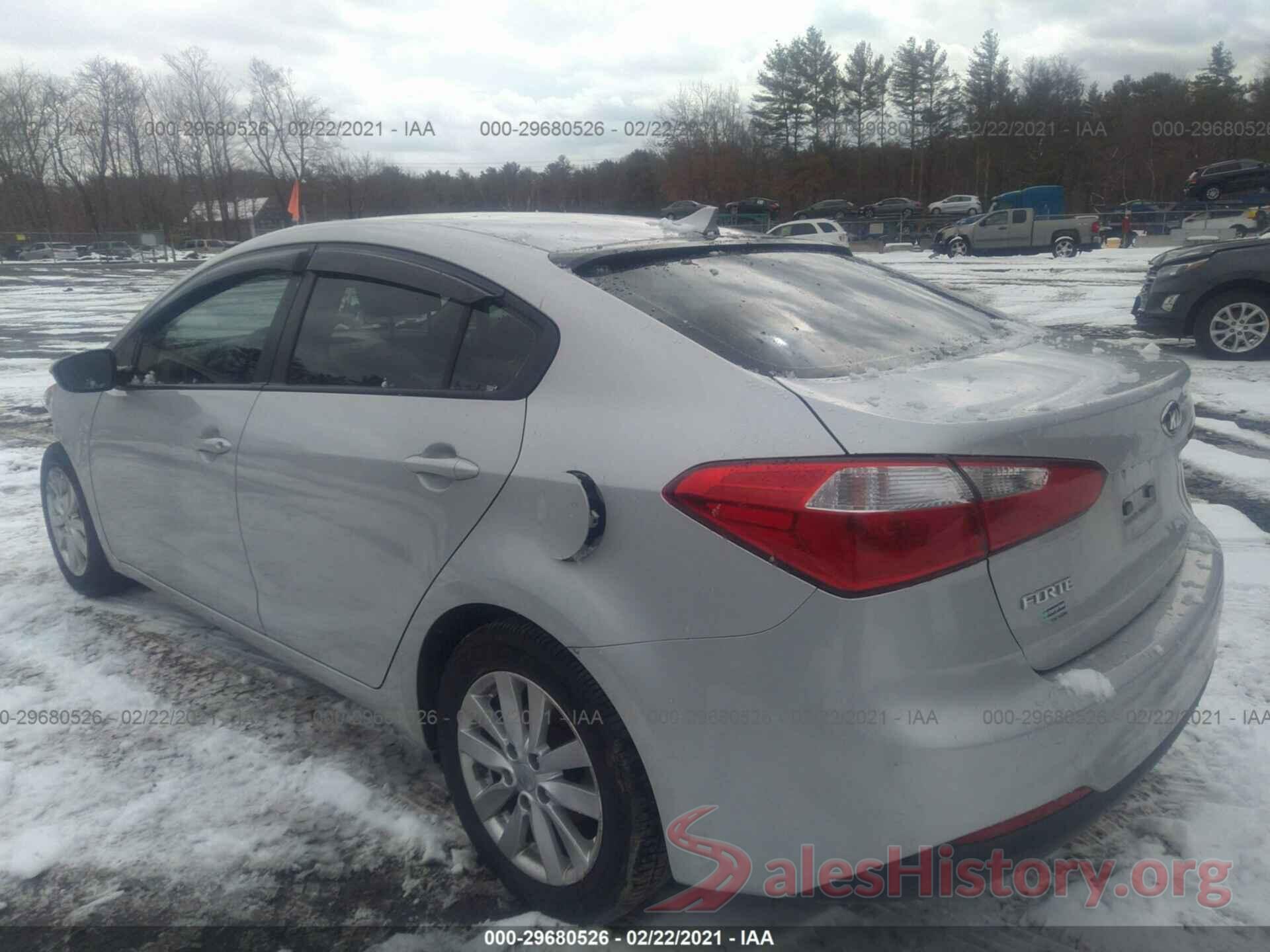 KNAFX4A6XG5566256 2016 KIA FORTE