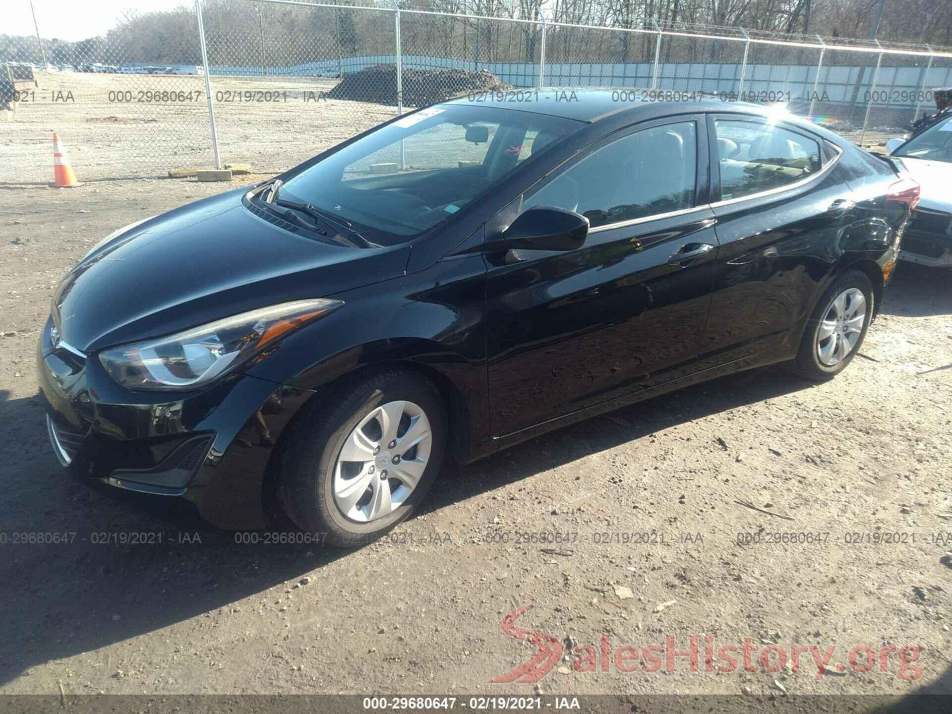 5NPDH4AE4GH741129 2016 HYUNDAI ELANTRA