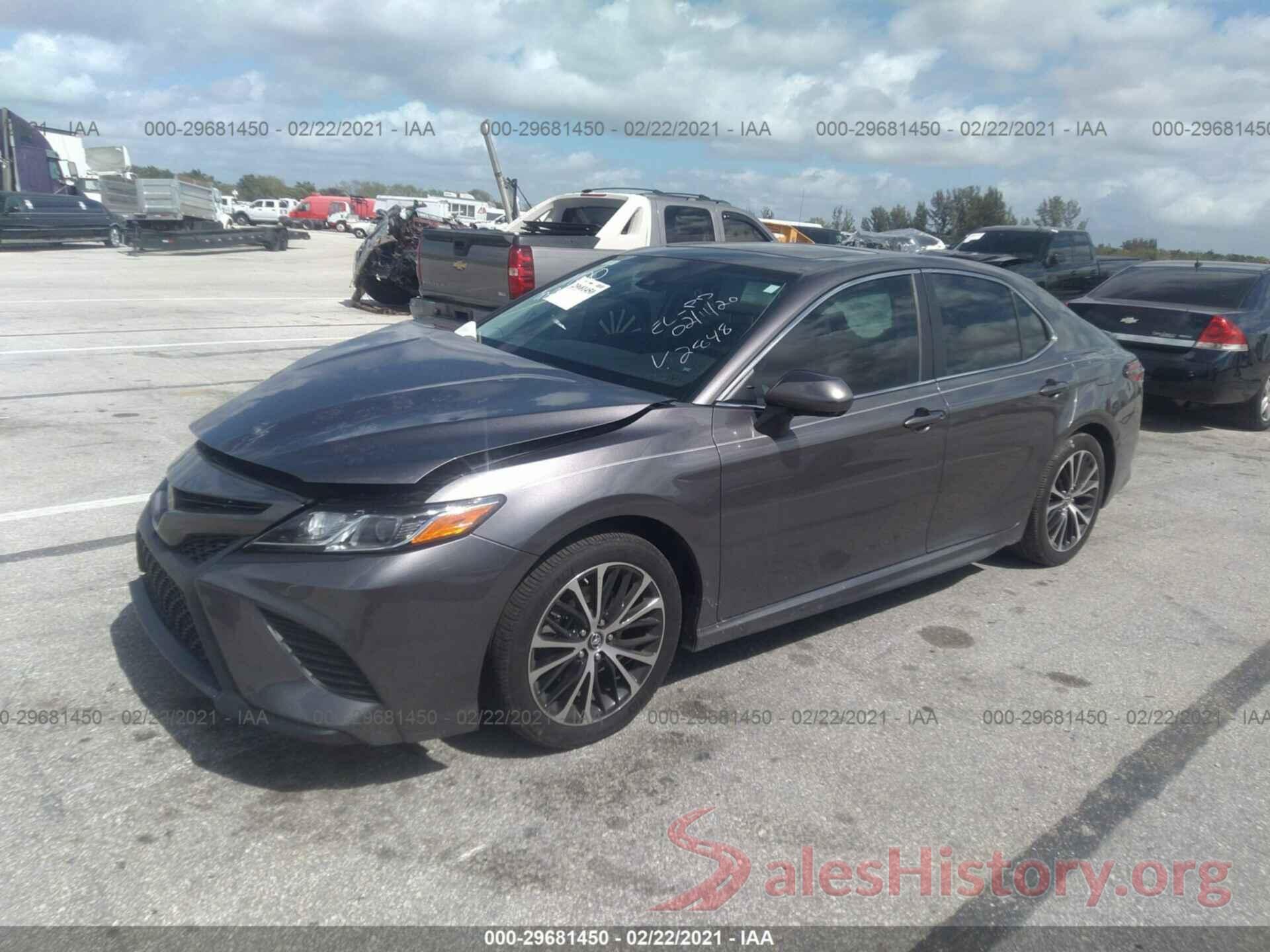 4T1B11HK3KU752848 2019 TOYOTA CAMRY