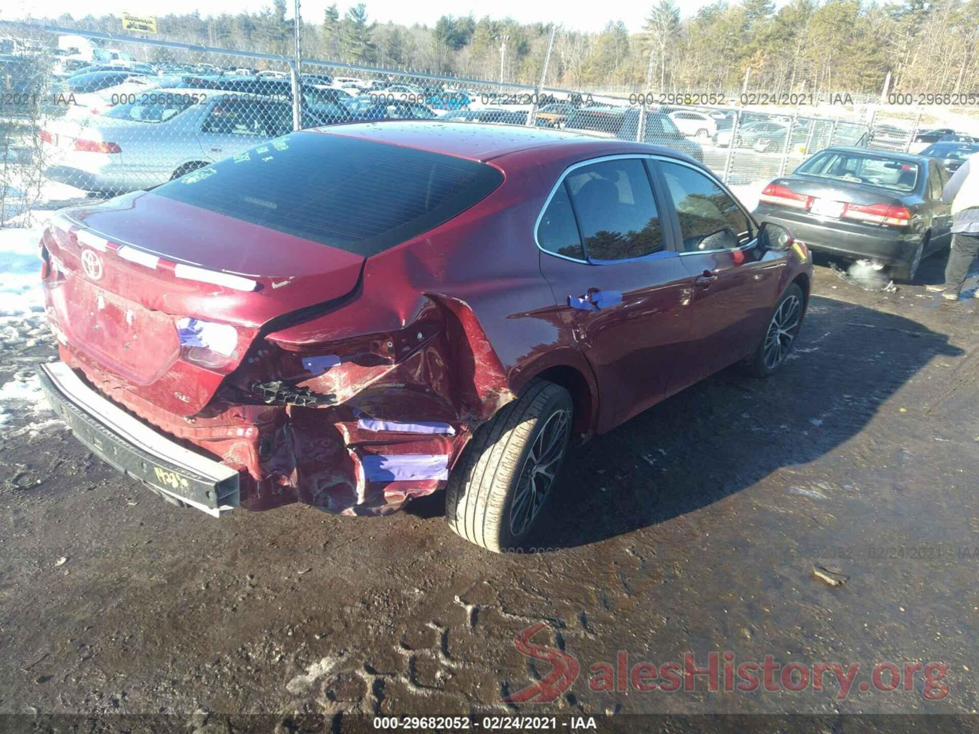 4T1B11HK2JU549433 2018 TOYOTA CAMRY