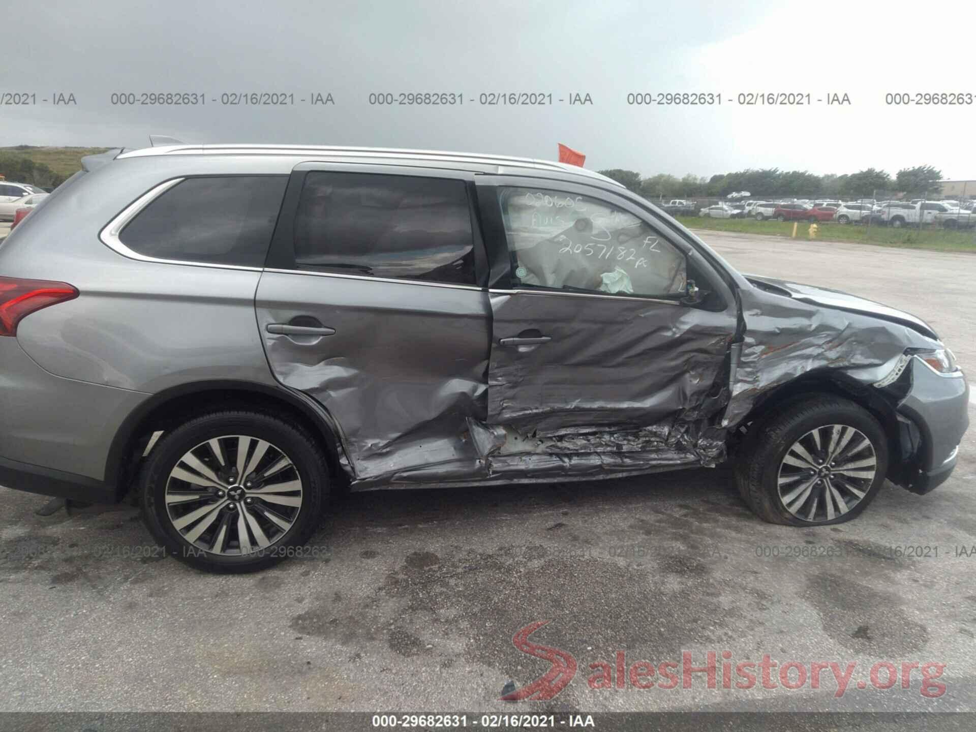 JA4AD3A34LZ020605 2020 MITSUBISHI OUTLANDER