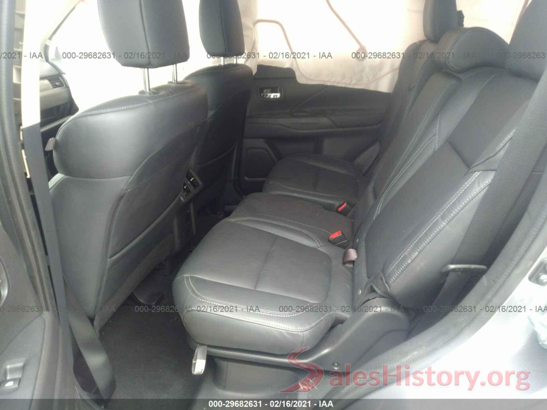 JA4AD3A34LZ020605 2020 MITSUBISHI OUTLANDER