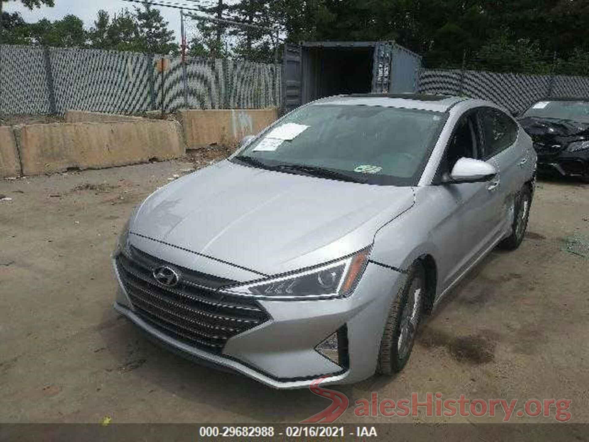 KMHD84LF2KU834019 2019 HYUNDAI ELANTRA