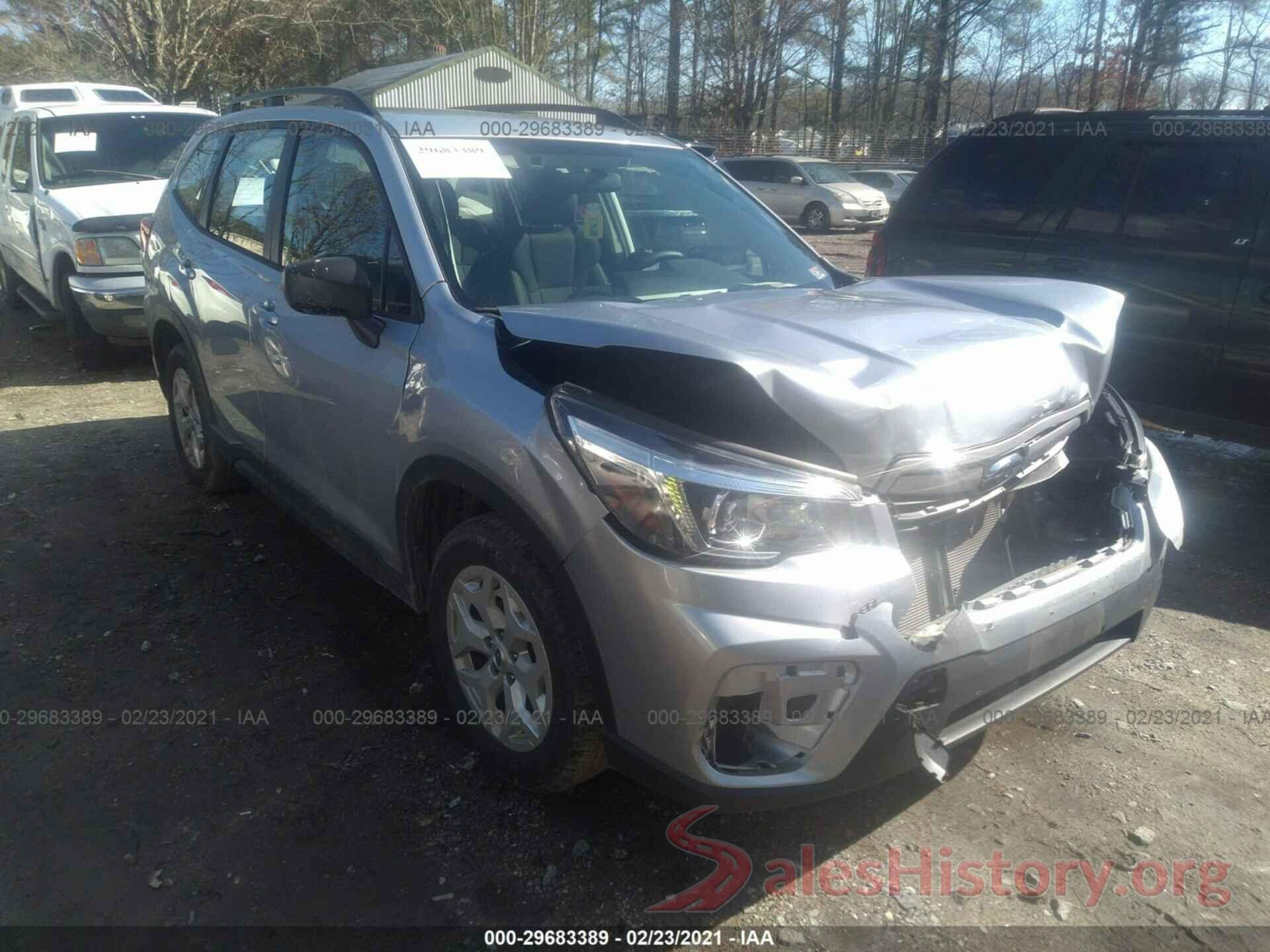 JF2SKACC0KH584677 2019 SUBARU FORESTER