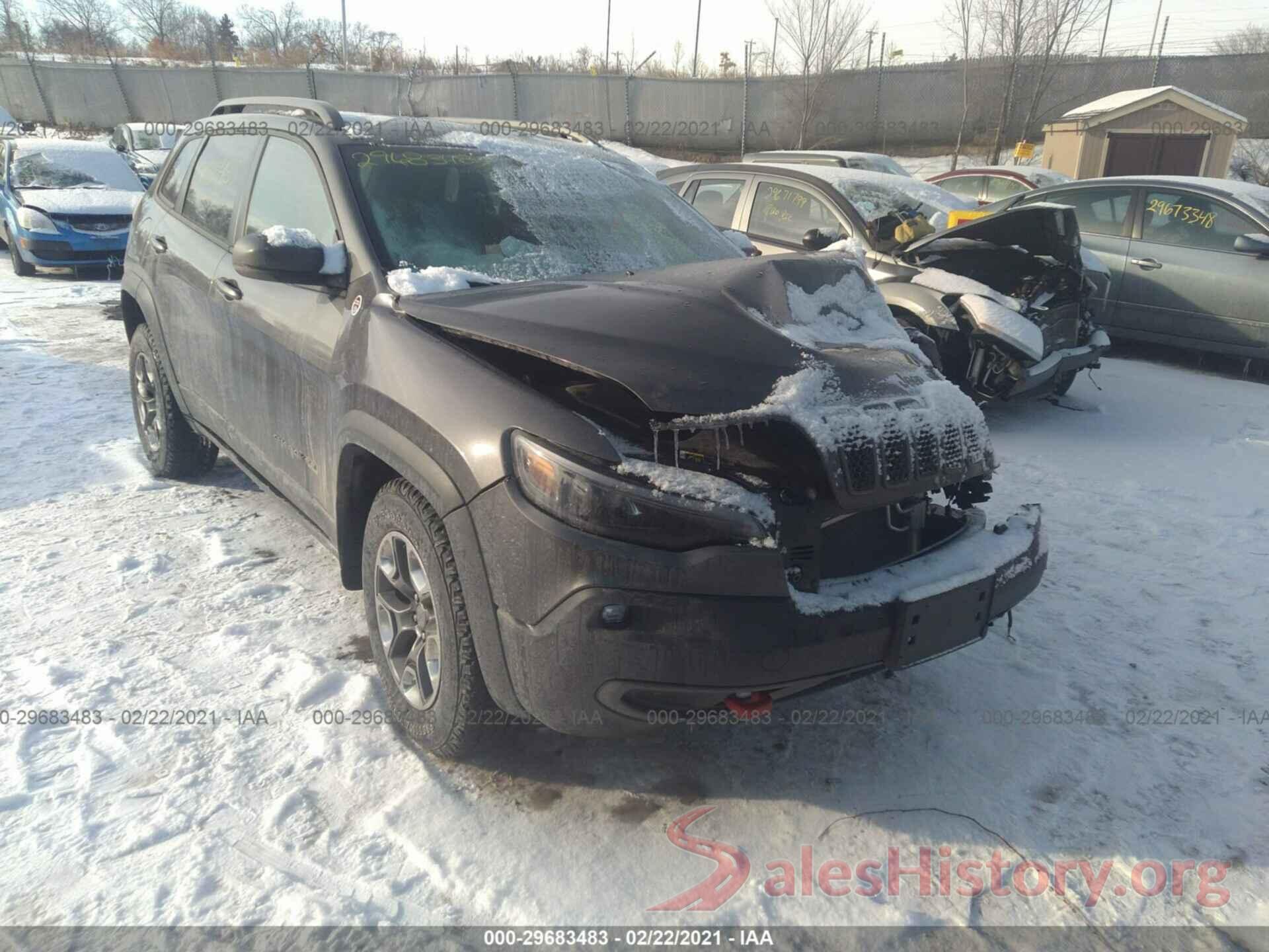 1C4PJMBX2KD418956 2019 JEEP CHEROKEE