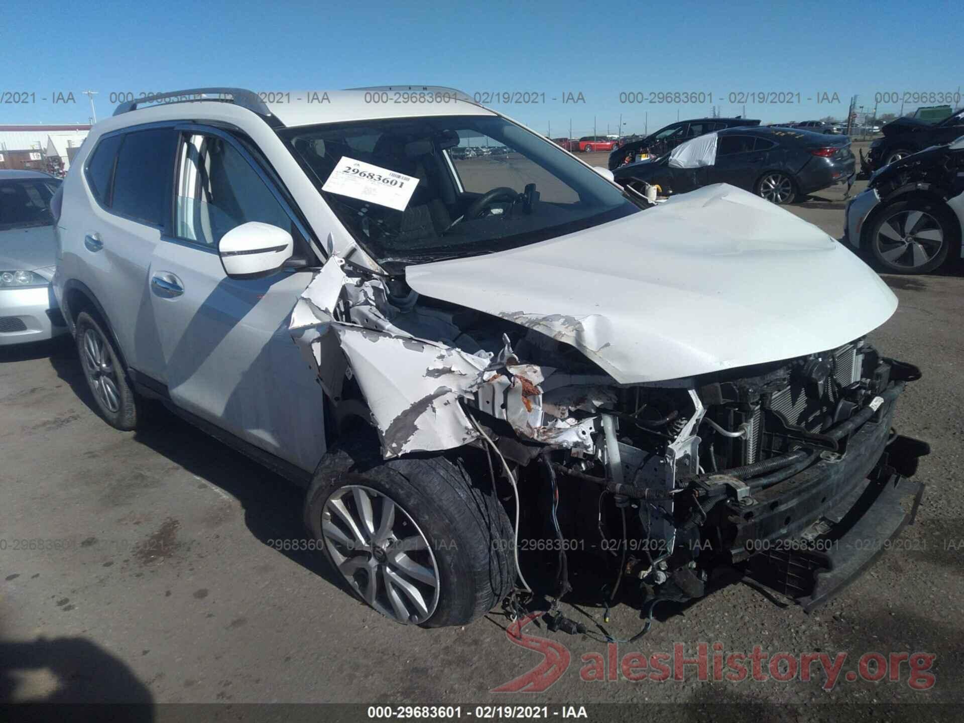 KNMAT2MV4HP604926 2017 NISSAN ROGUE