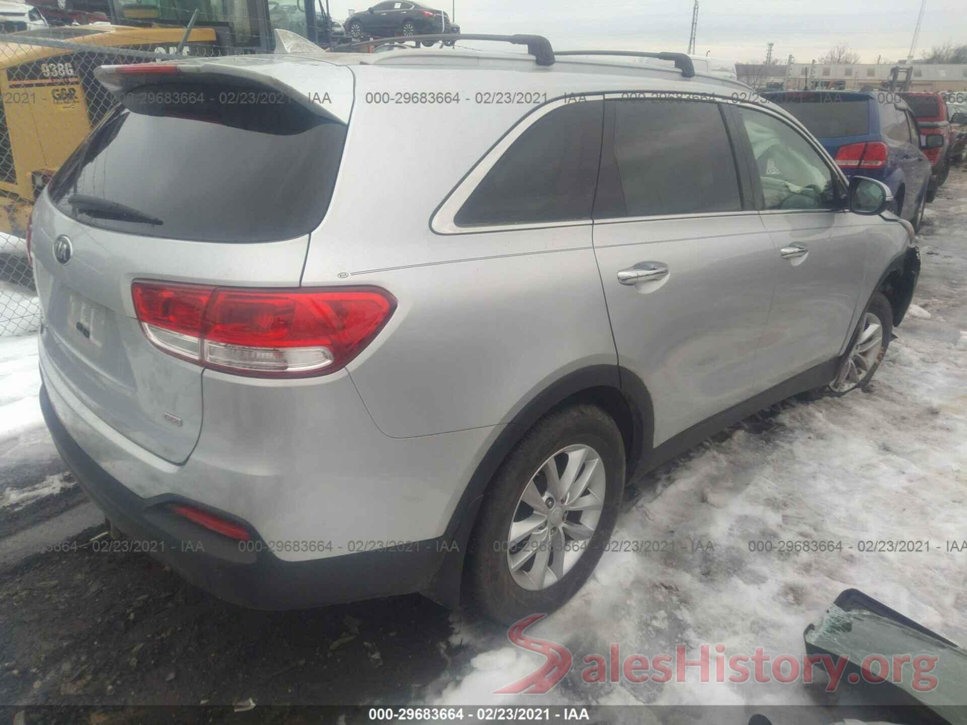 5XYPG4A30GG021557 2016 KIA SORENTO