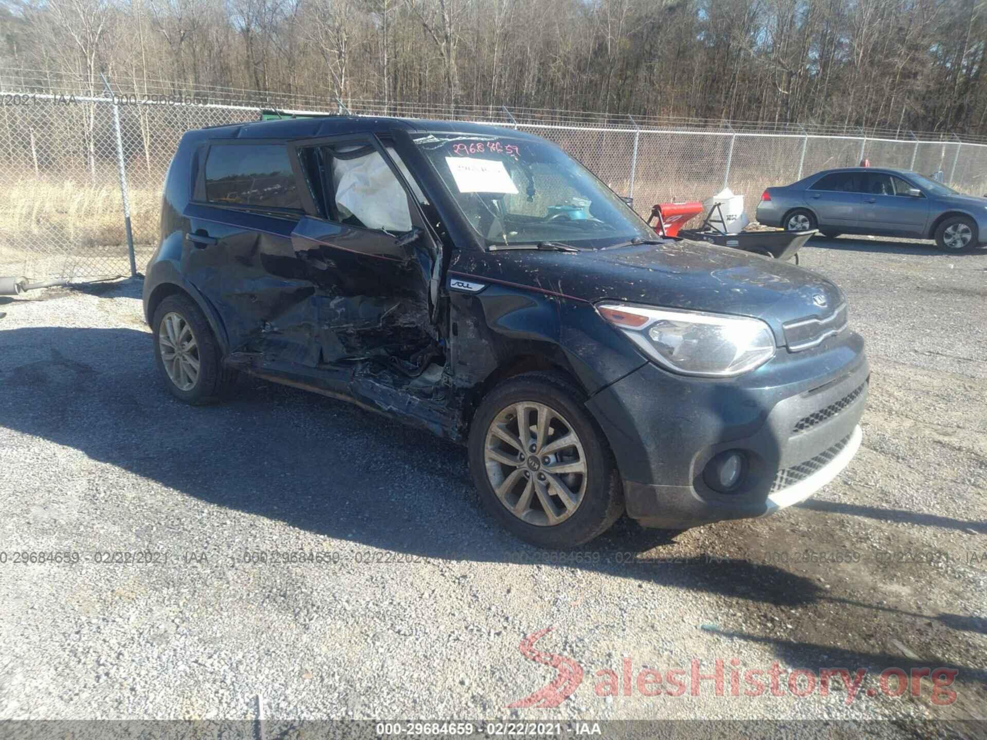 KNDJP3A51H7427590 2017 KIA SOUL