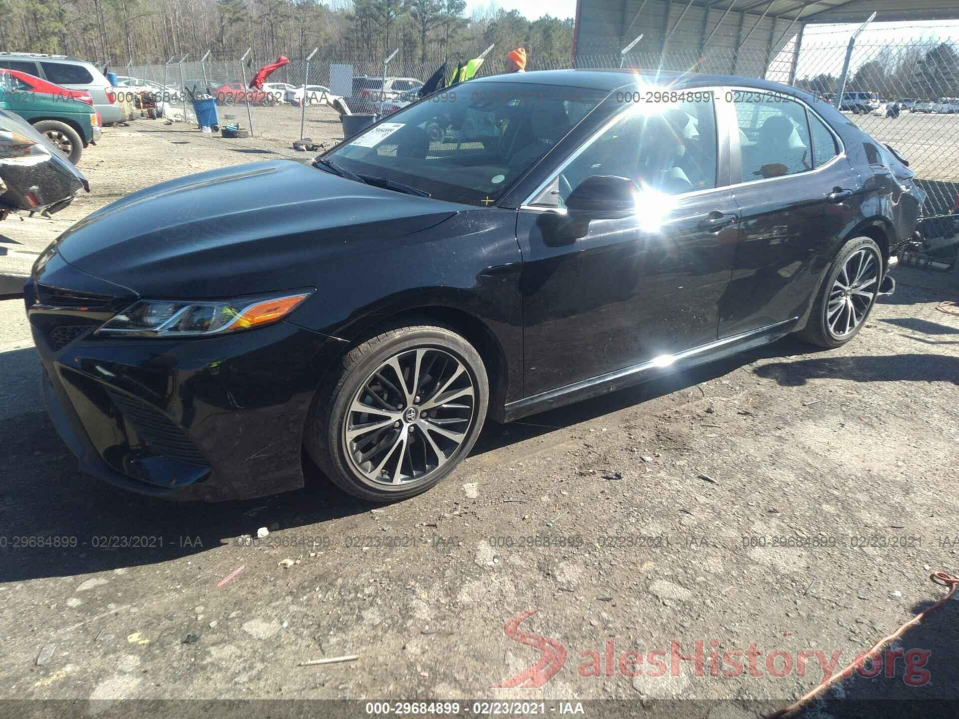 4T1B11HK3JU102755 2018 TOYOTA CAMRY