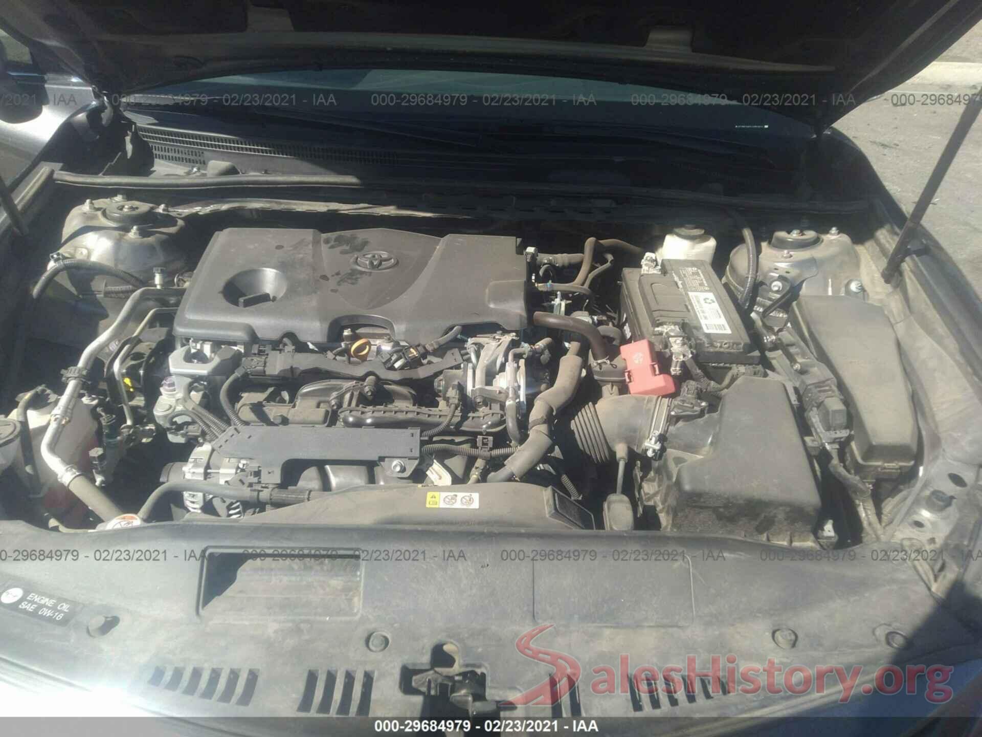 4T1B61HK0JU052611 2018 TOYOTA CAMRY