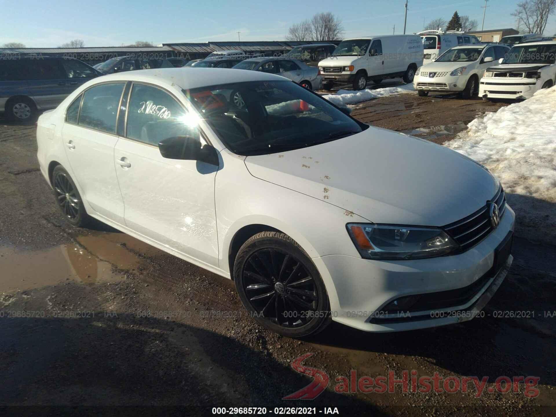 3VWD17AJ0GM348447 2016 VOLKSWAGEN JETTA SEDAN