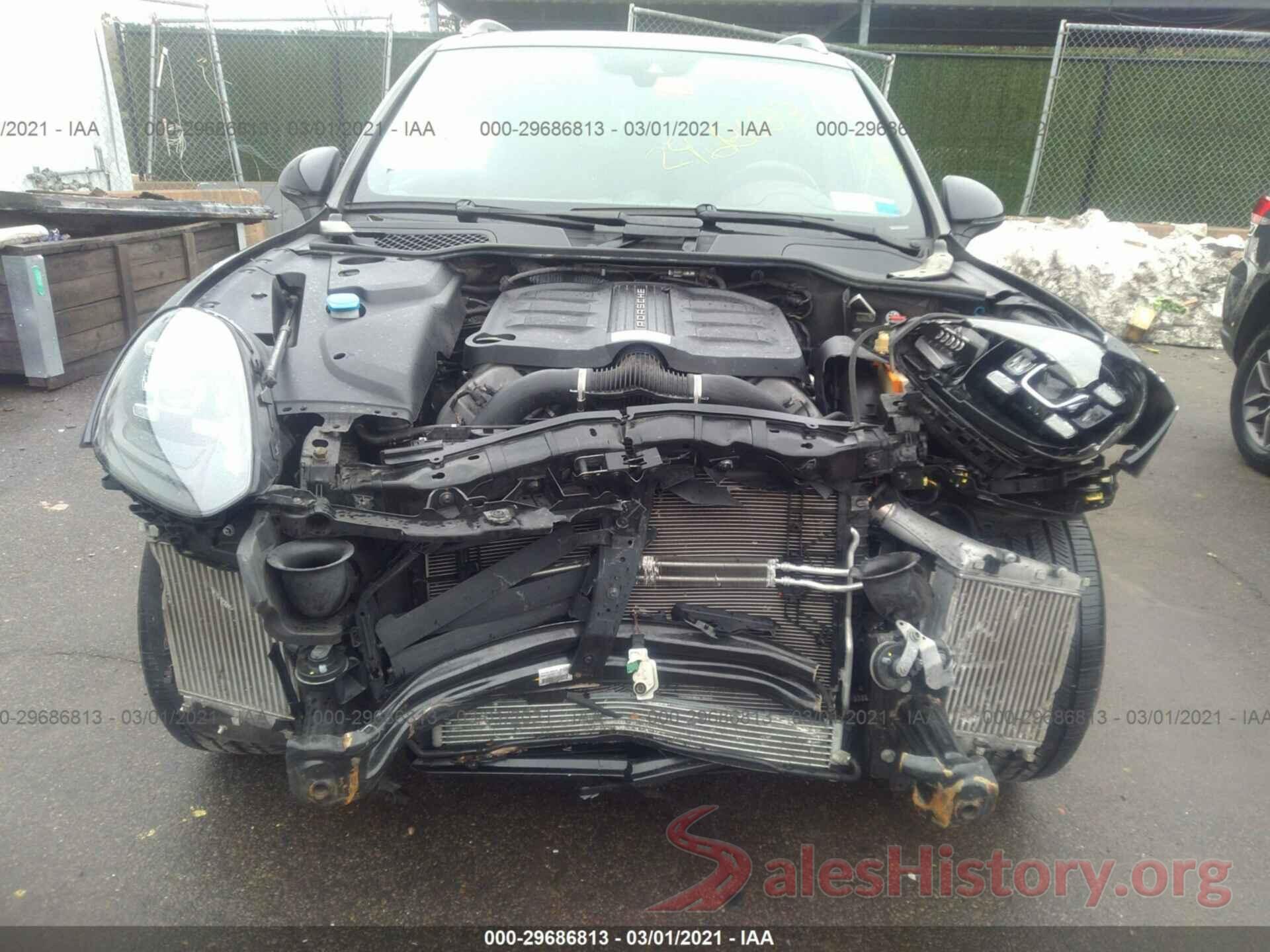 WP1AB2A26HLA52770 2017 PORSCHE CAYENNE