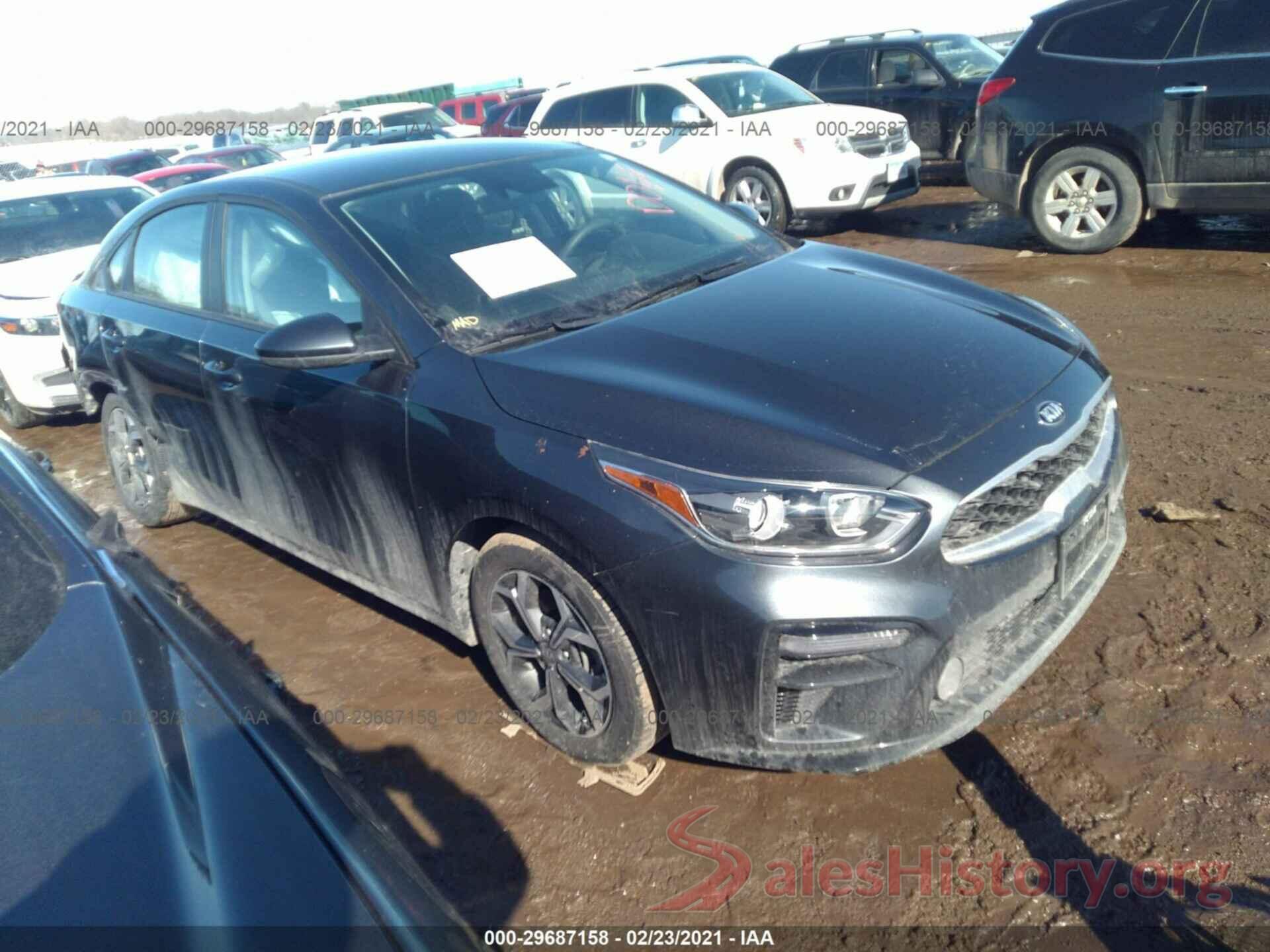 3KPF24AD8KE136688 2019 KIA FORTE