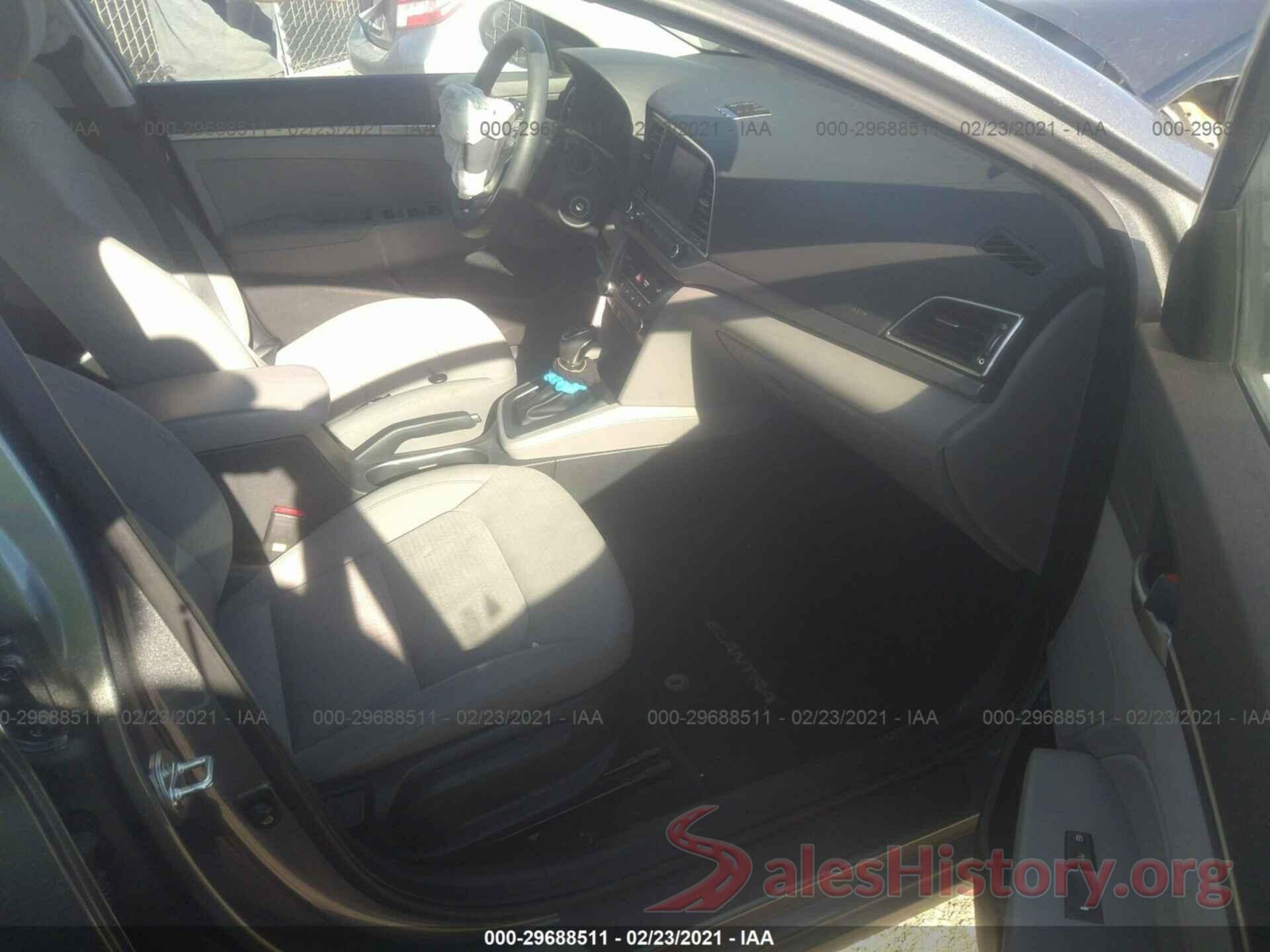 KMHD84LF1HU425034 2017 HYUNDAI ELANTRA