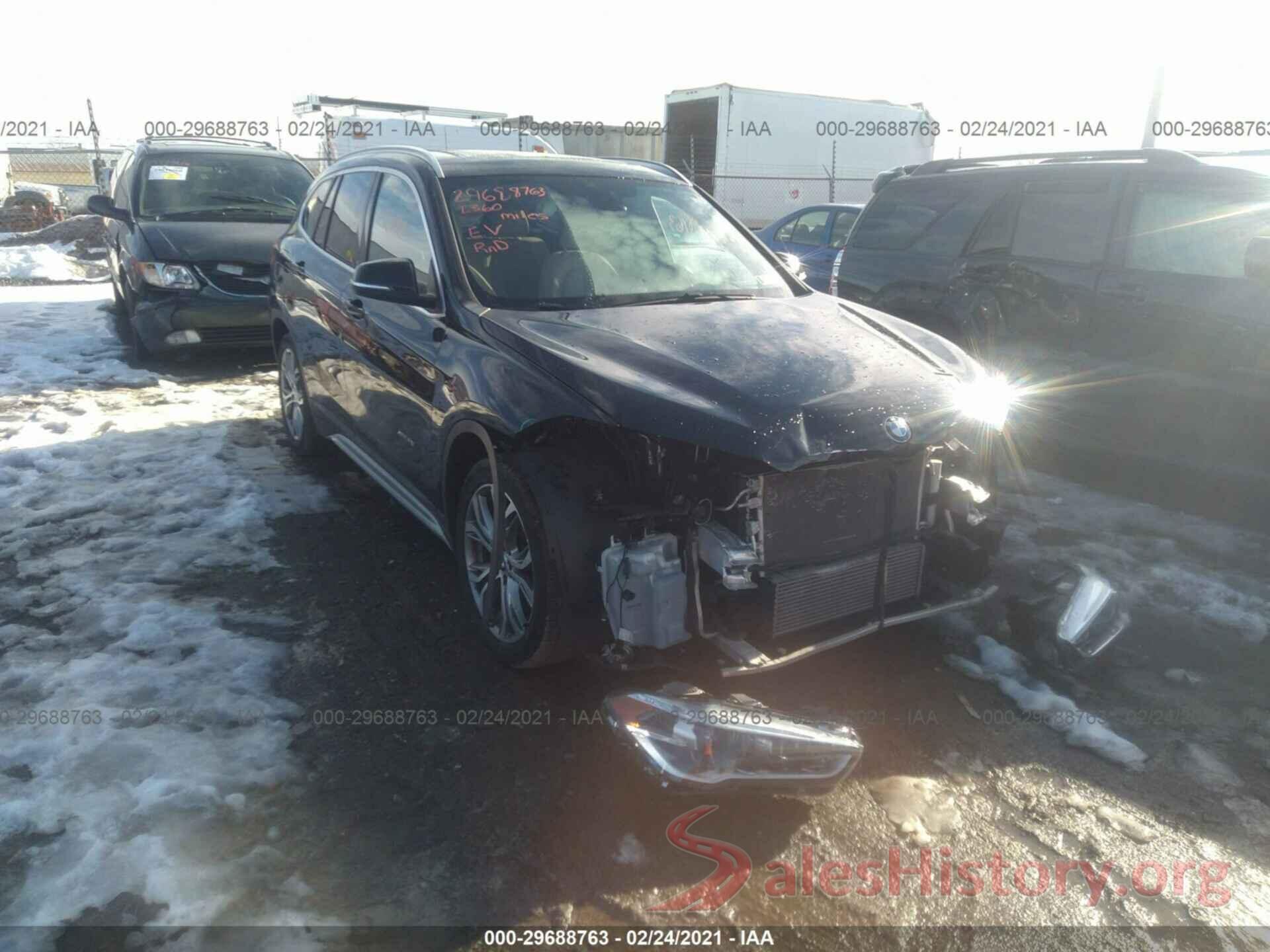 WBXHT3Z34G4A50885 2016 BMW X1