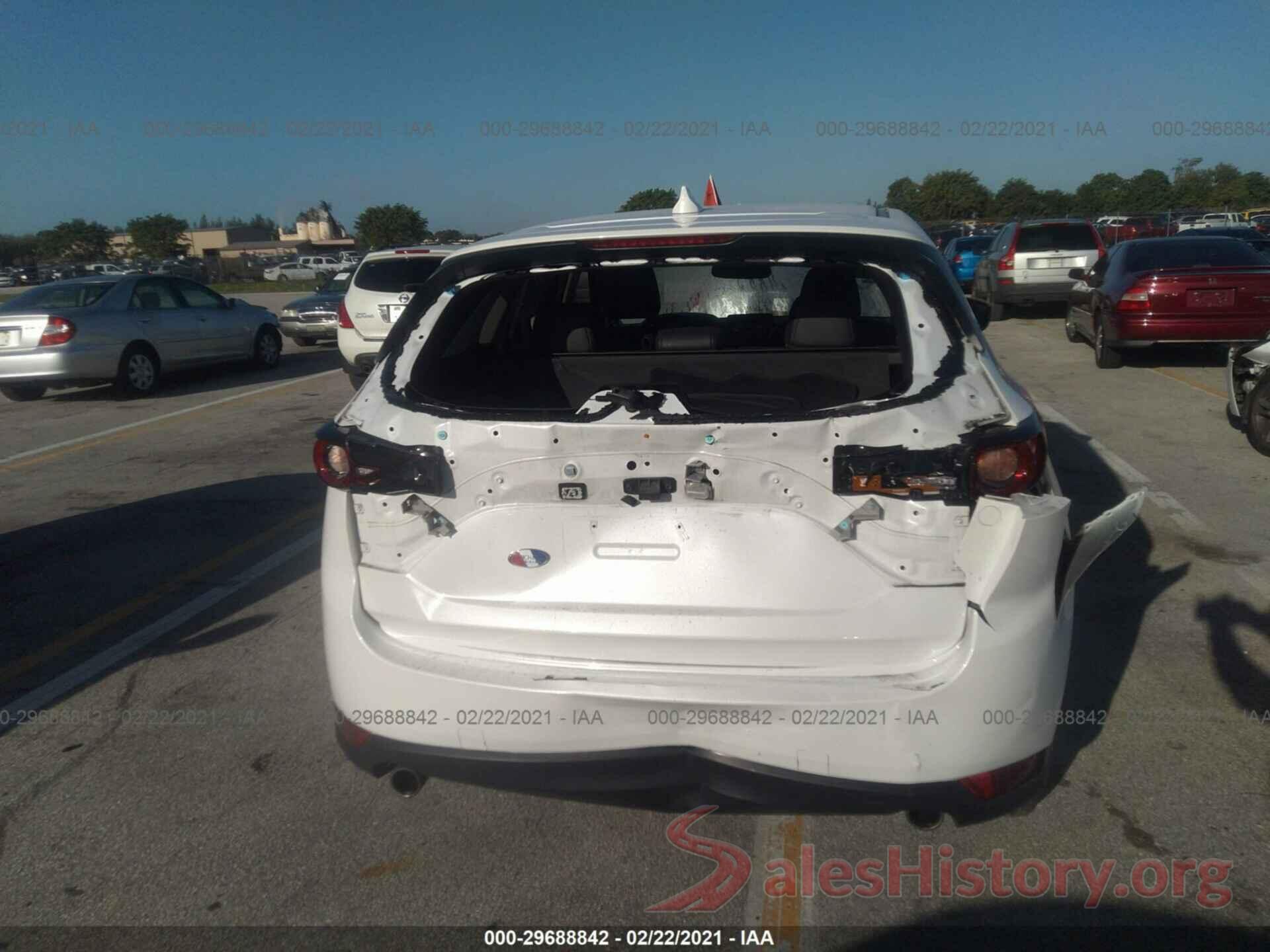 JM3KFACM4J0402561 2018 MAZDA CX-5