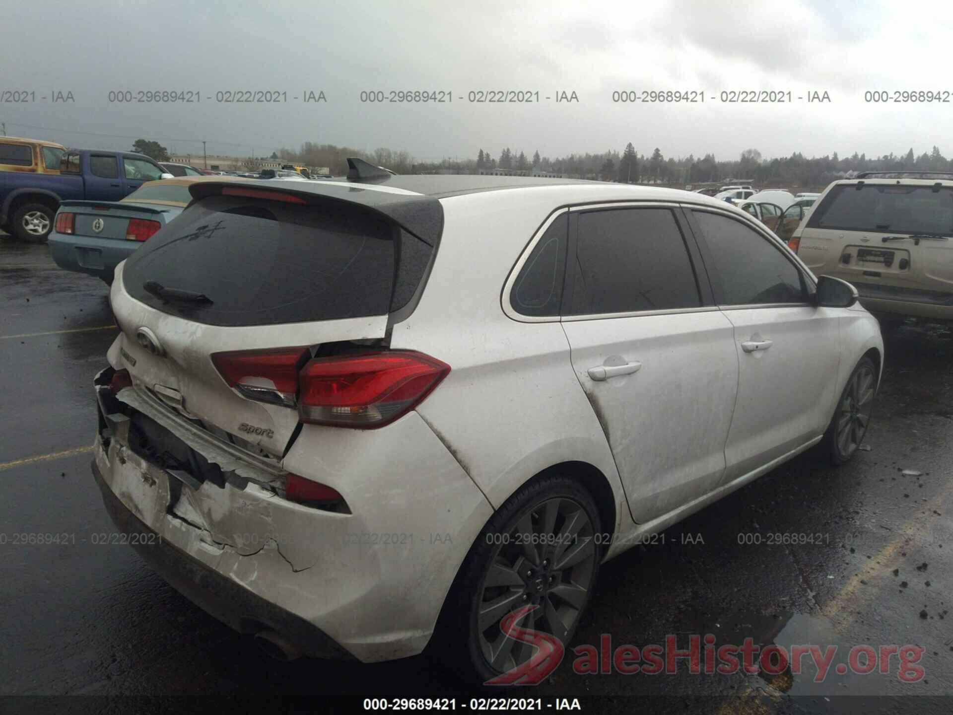 KMHH55LC1JU037572 2018 HYUNDAI ELANTRA GT