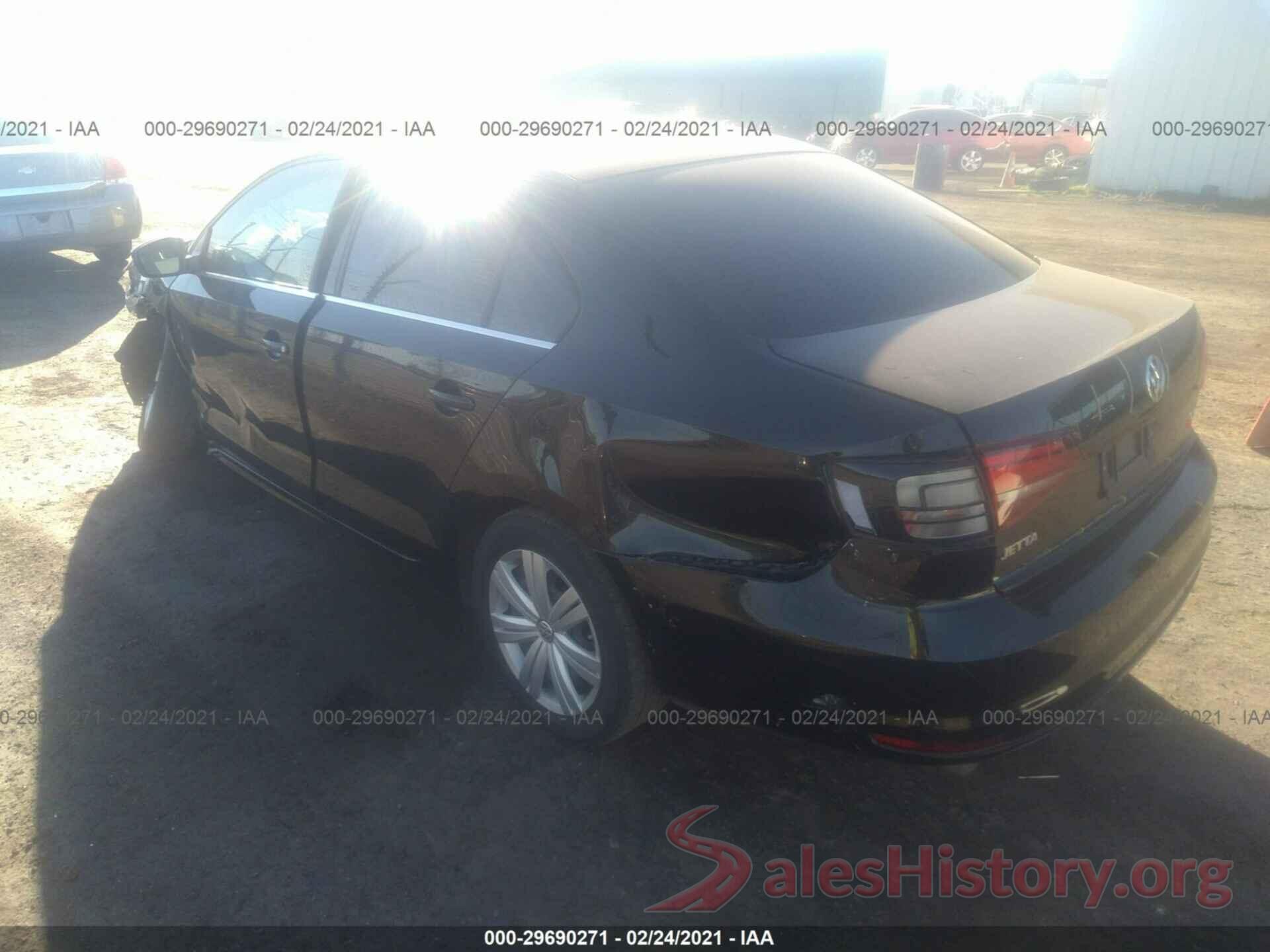 3VW2B7AJ7HM272800 2017 VOLKSWAGEN JETTA