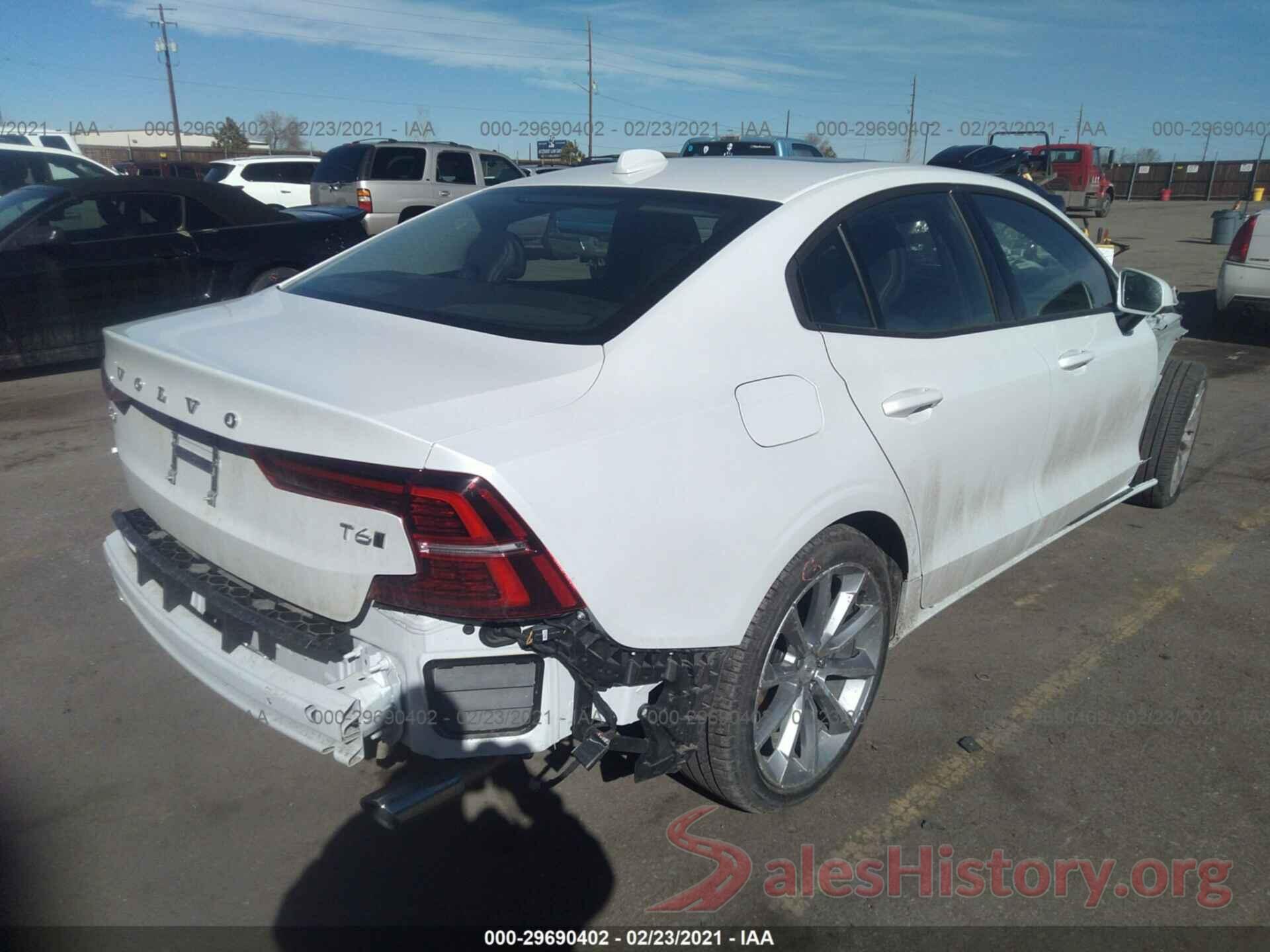 7JRA22TK7MG080371 2021 VOLVO S60