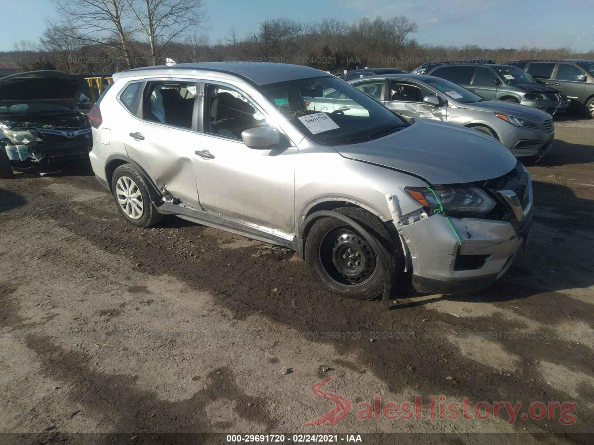 KNMAT2MV5JP599516 2018 NISSAN ROGUE