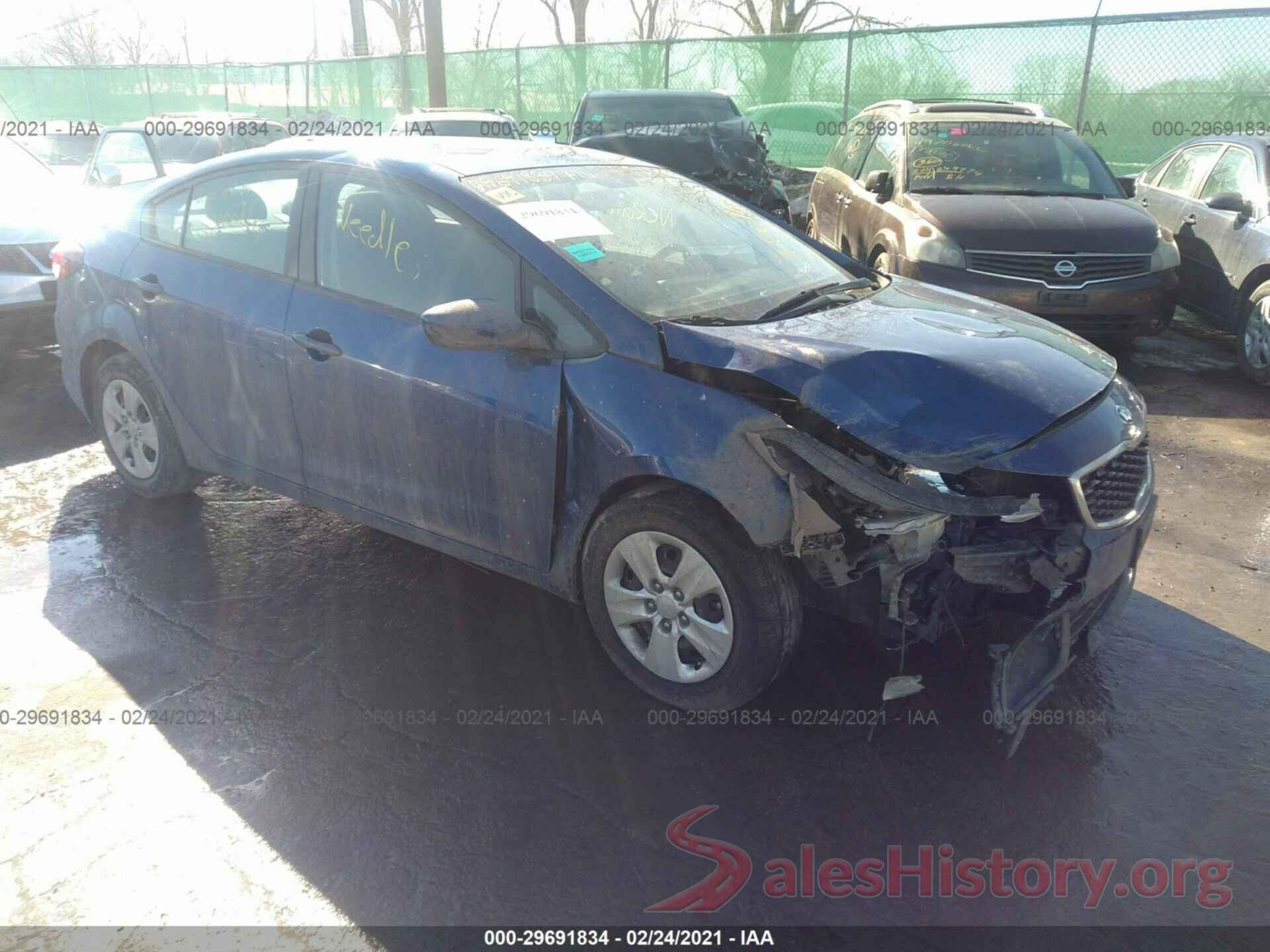 3KPFL4A77JE232754 2018 KIA FORTE