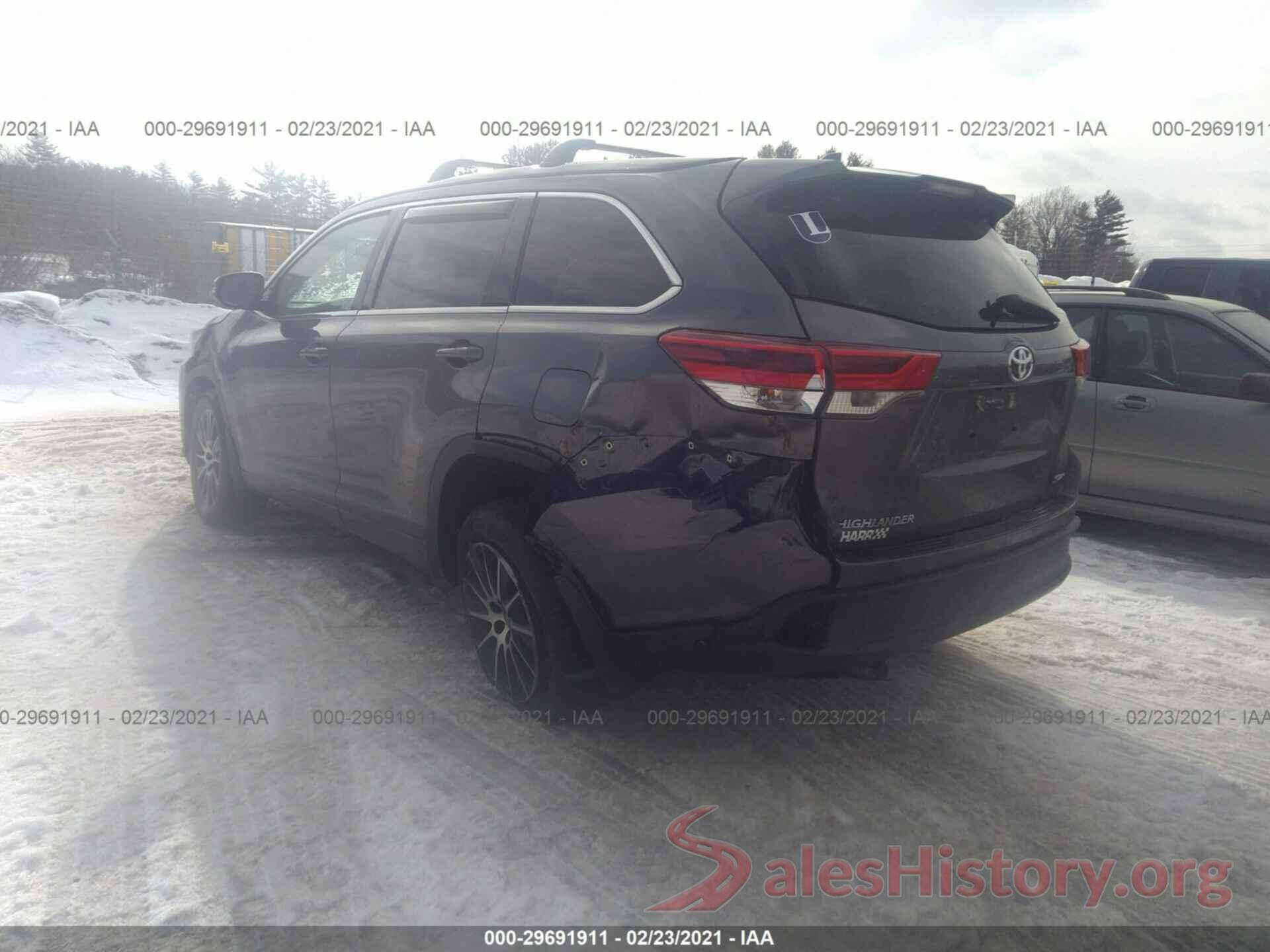 5TDJZRFH8HS382136 2017 TOYOTA HIGHLANDER