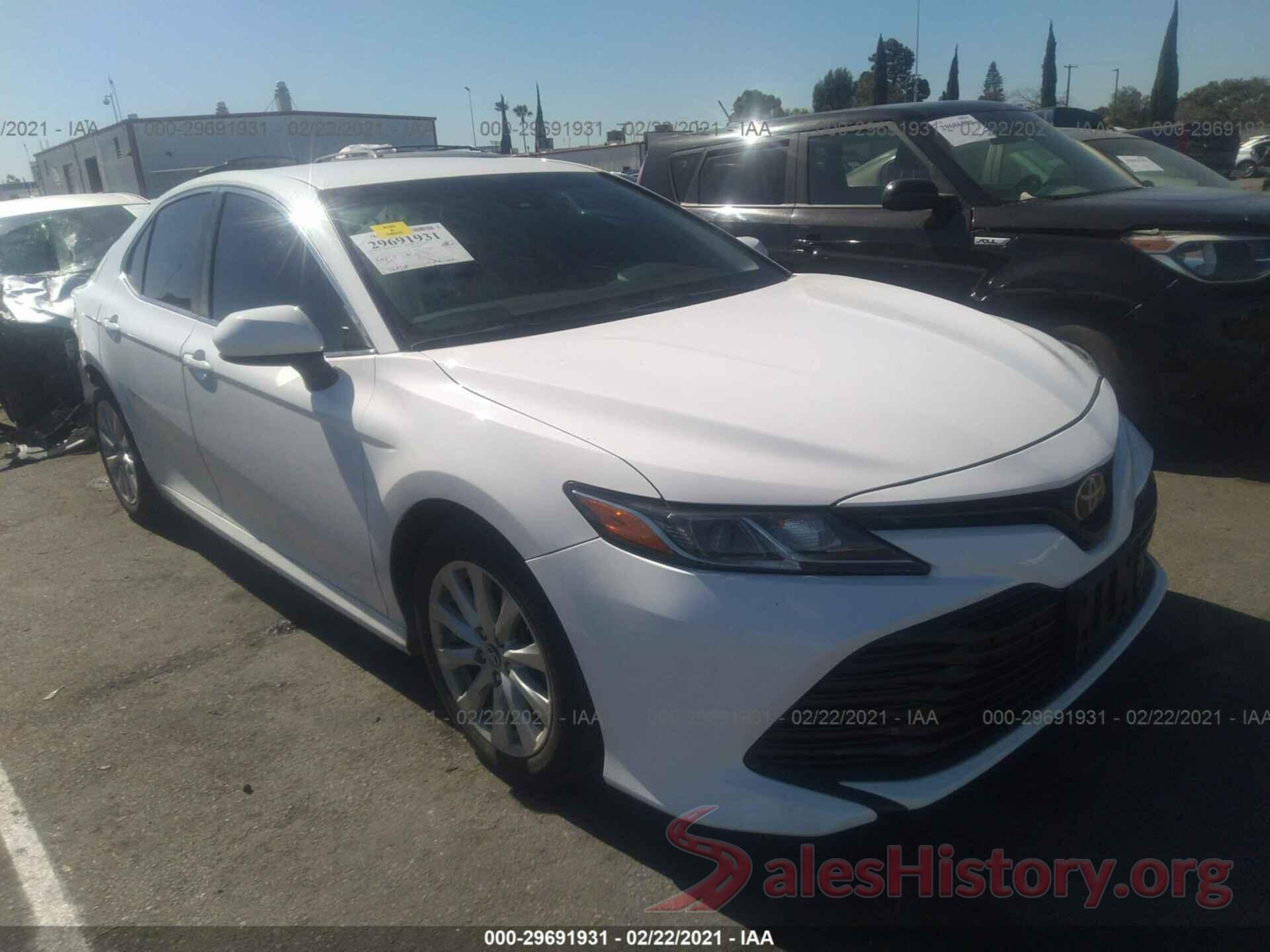 4T1B11HK1JU112541 2018 TOYOTA CAMRY