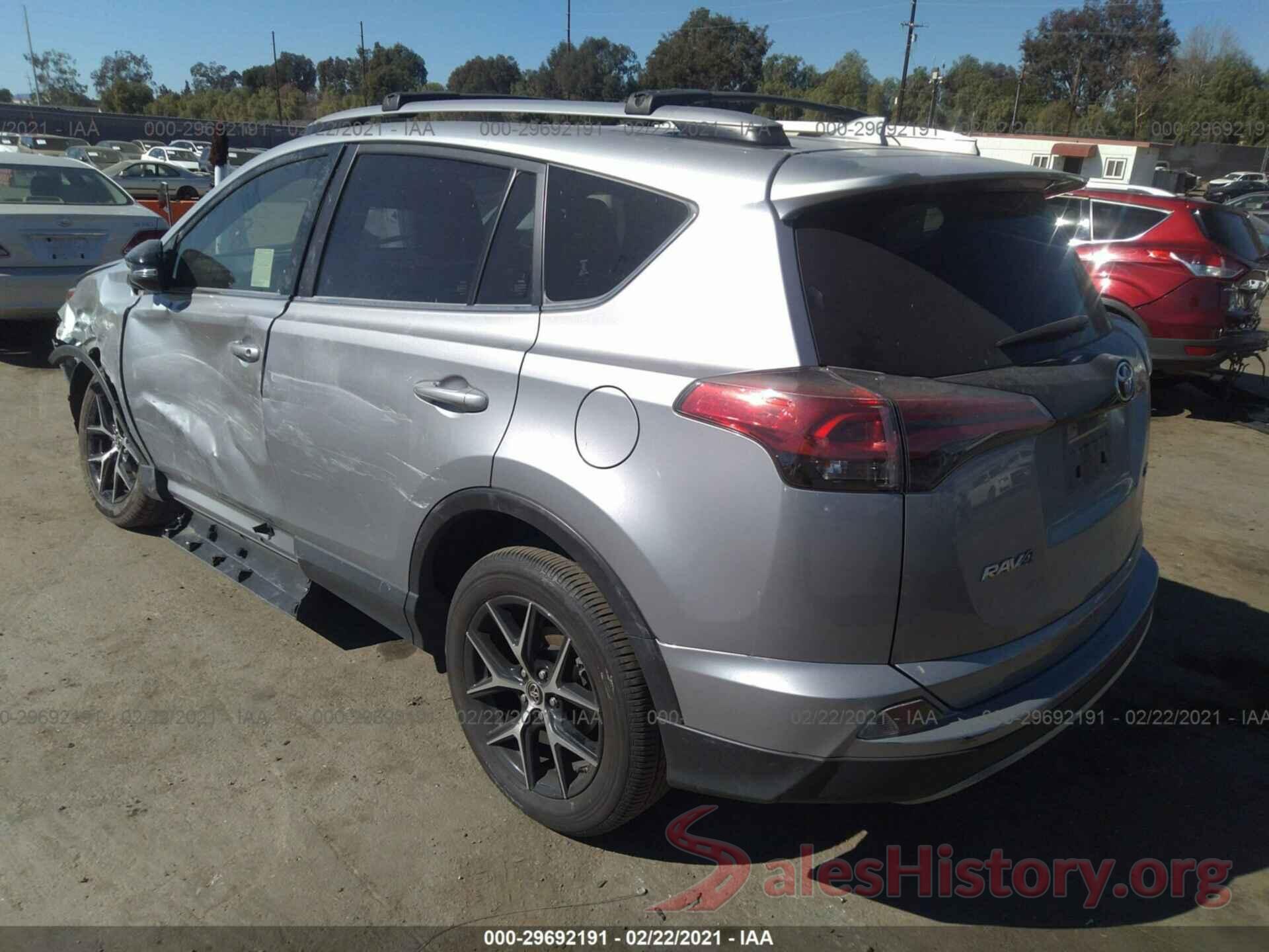 JTMNFREV6JD126077 2018 TOYOTA RAV4