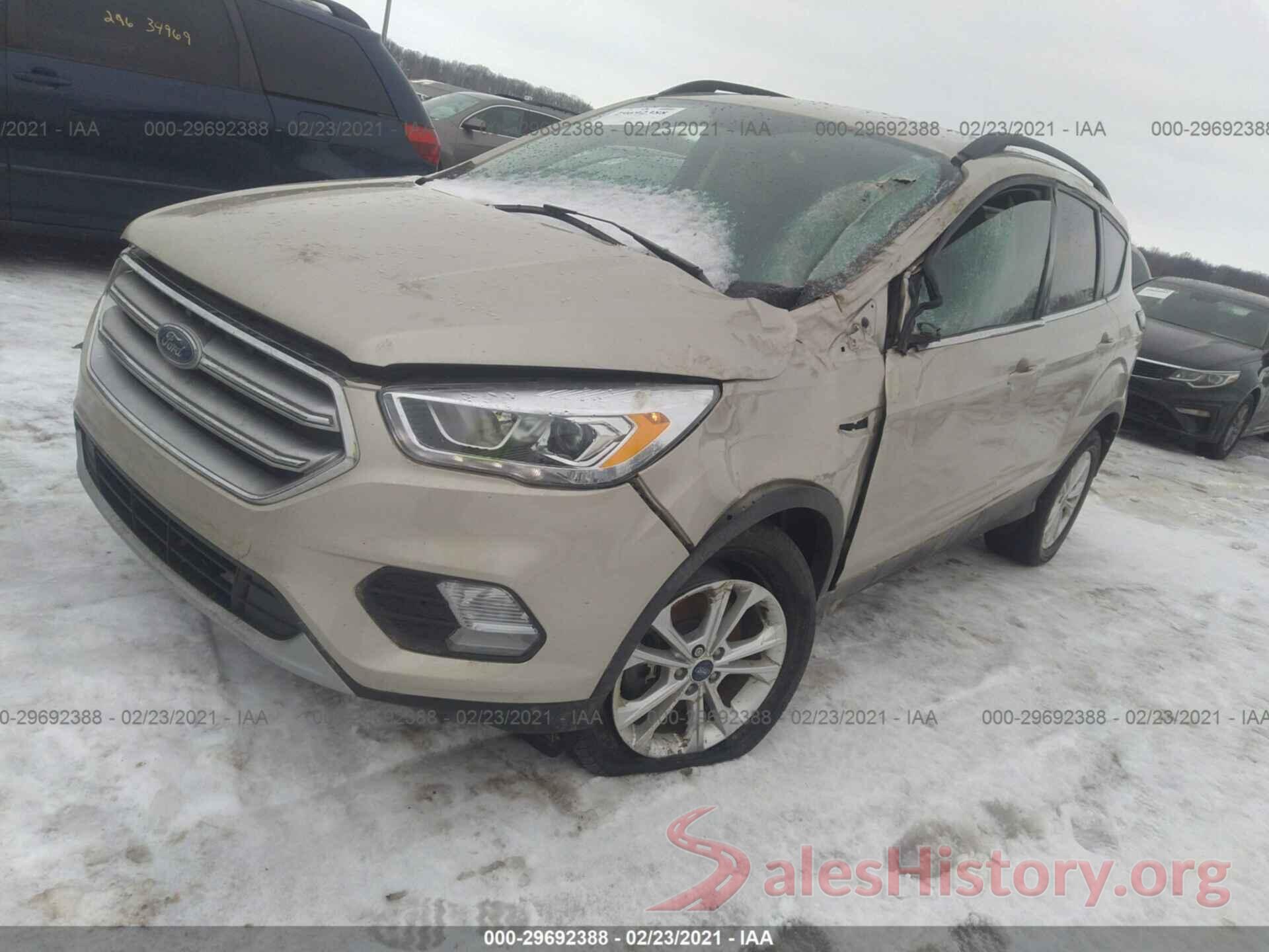 1FMCU9GD0HUA93052 2017 FORD ESCAPE