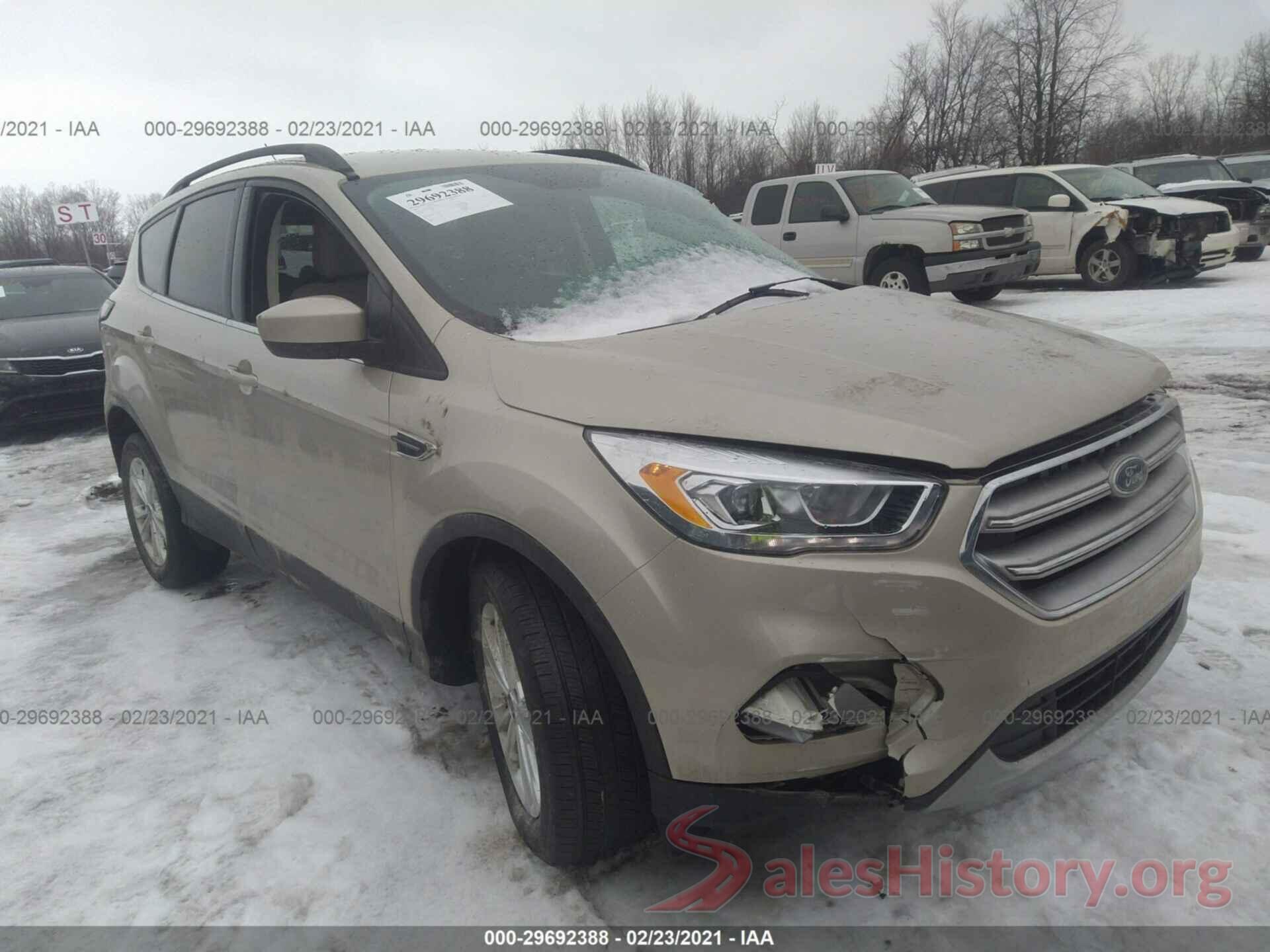 1FMCU9GD0HUA93052 2017 FORD ESCAPE