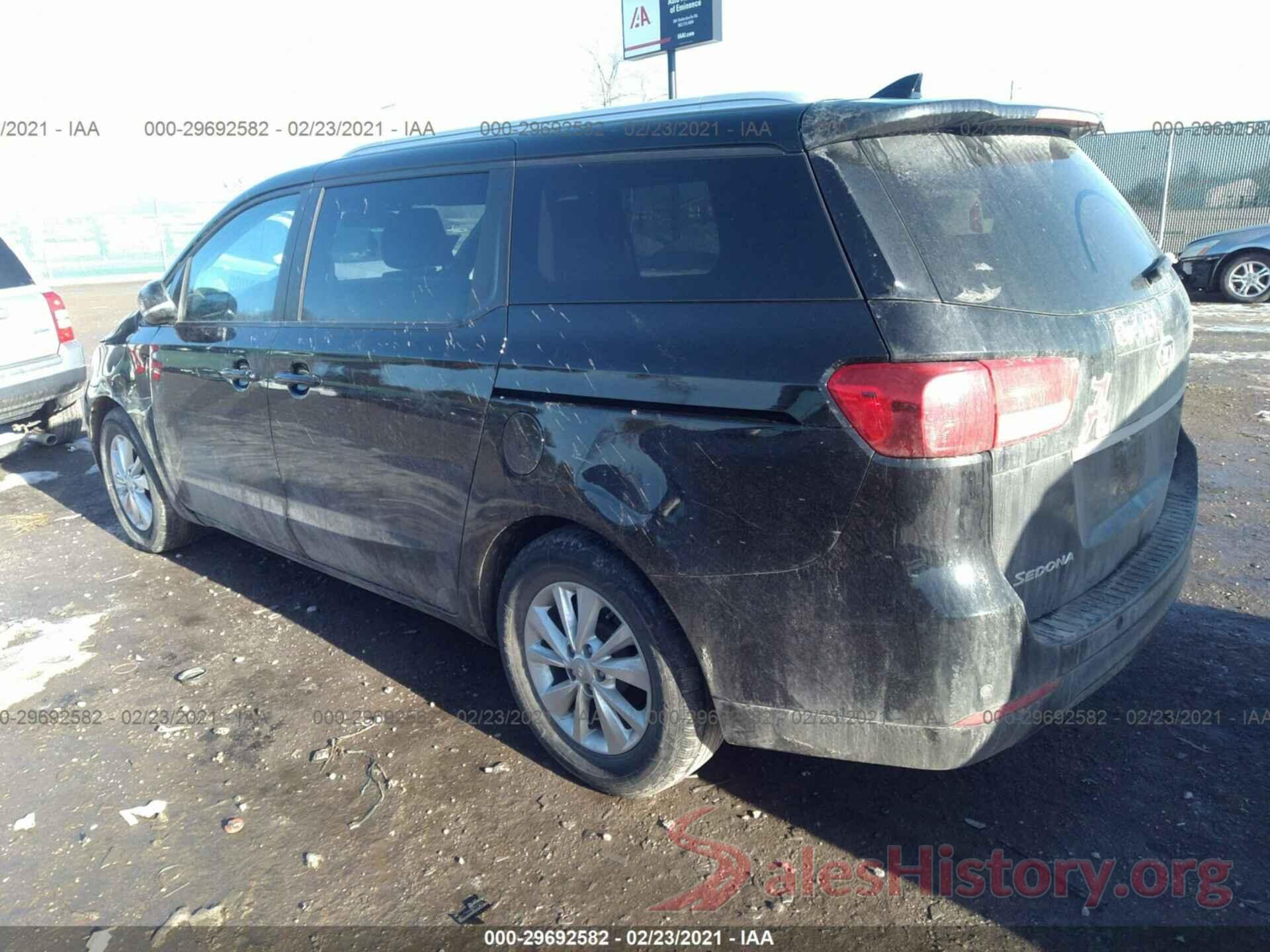 KNDMB5C18G6196127 2016 KIA SEDONA