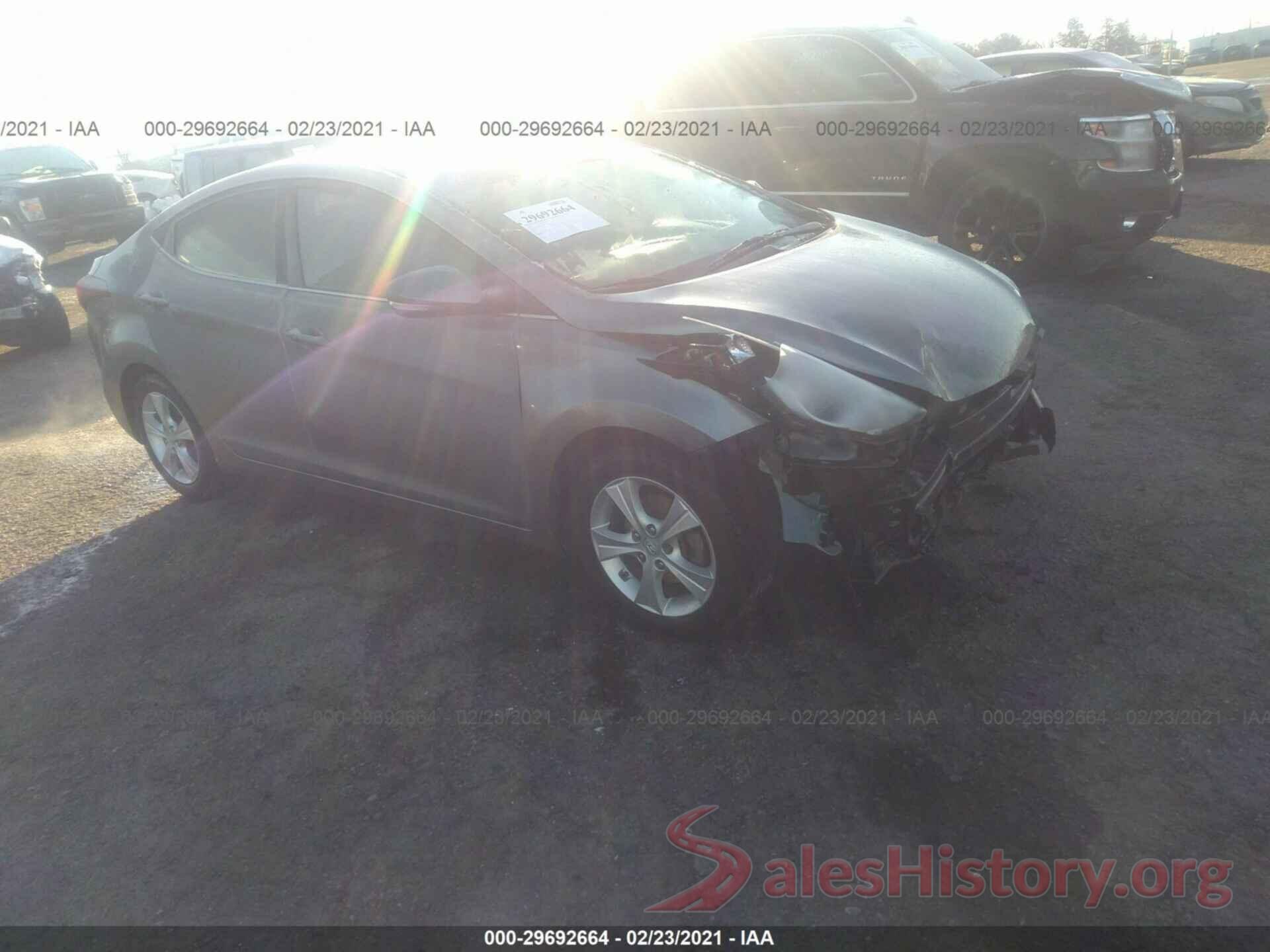 KMHDH4AE0GU623306 2016 HYUNDAI ELANTRA