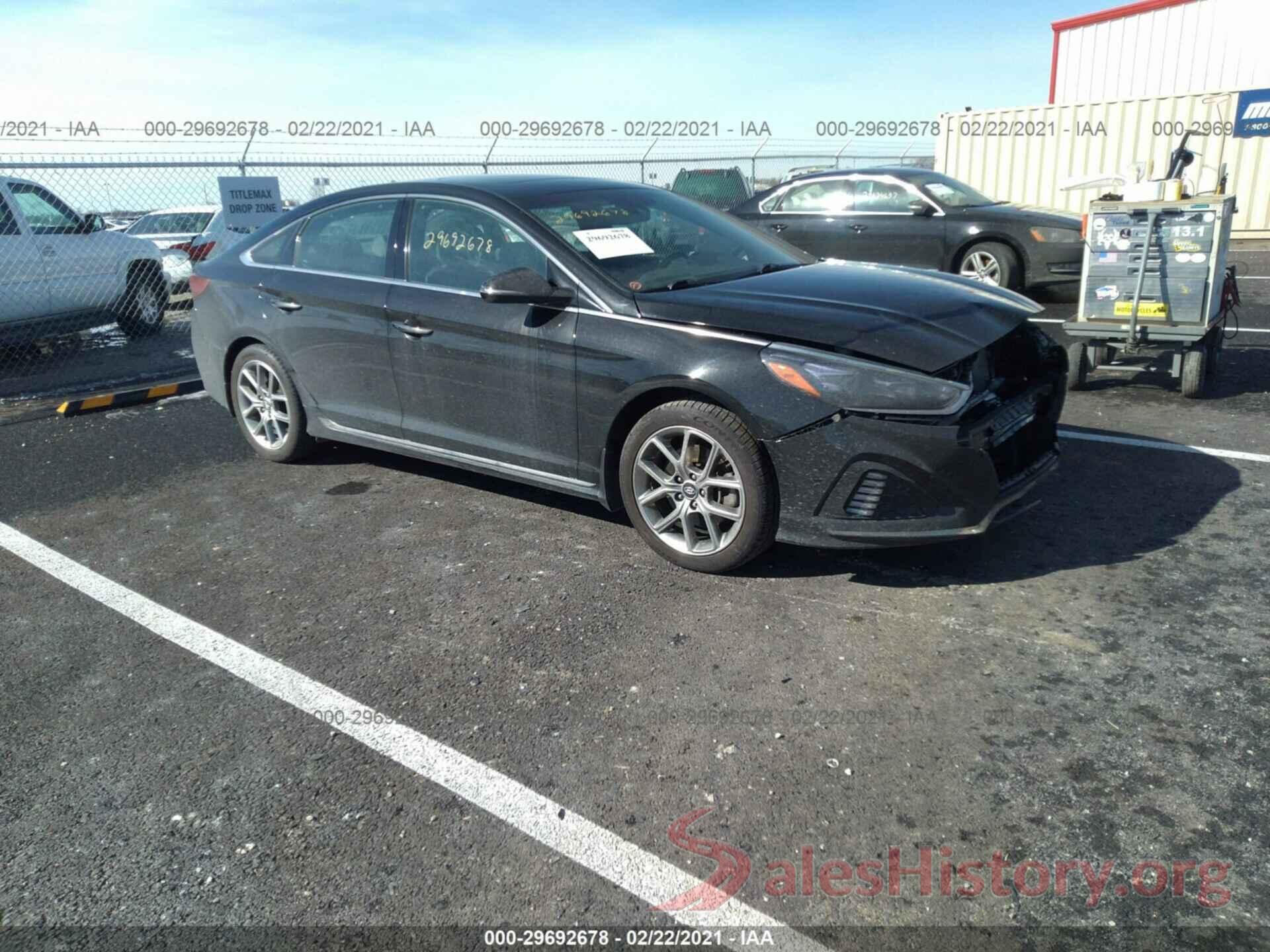 5NPE34AB2JH692318 2018 HYUNDAI SONATA