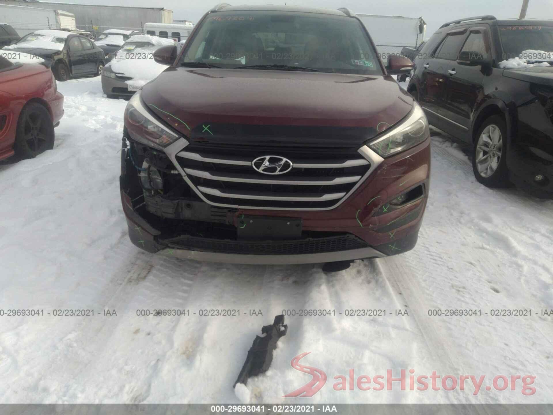 KM8J3CA28HU339957 2017 HYUNDAI TUCSON