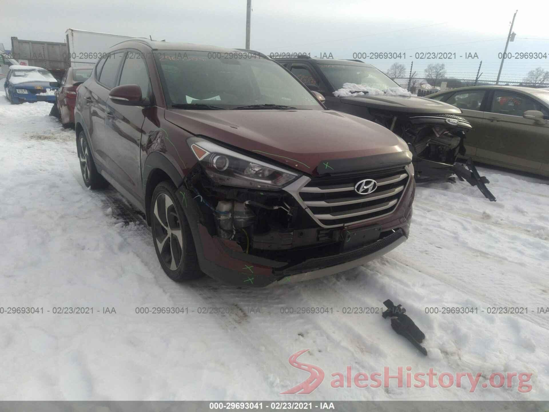 KM8J3CA28HU339957 2017 HYUNDAI TUCSON