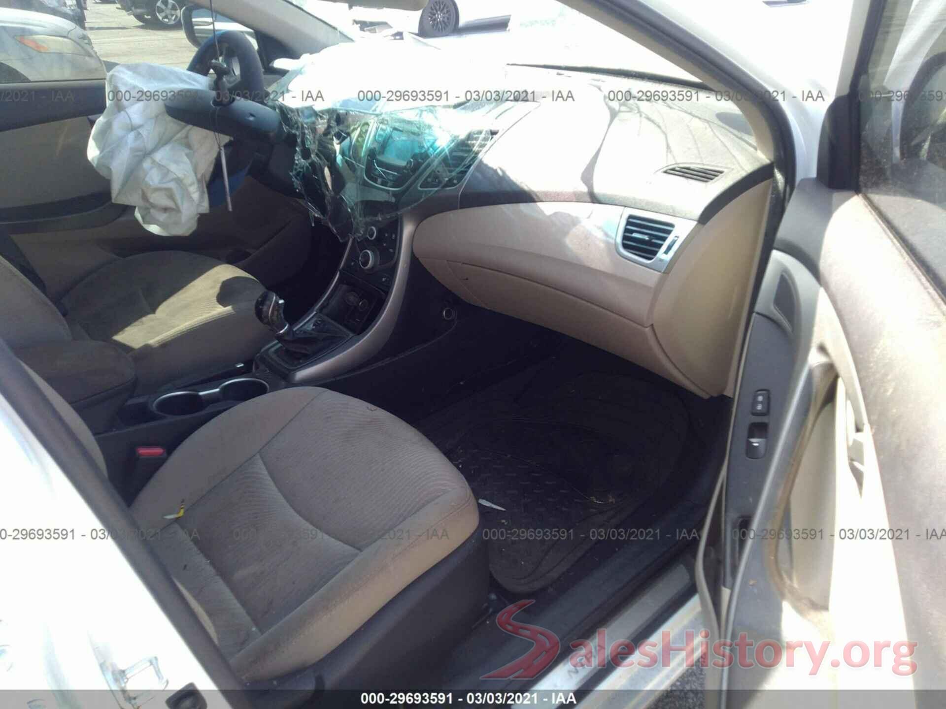 5NPDH4AE0GH677462 2016 HYUNDAI ELANTRA