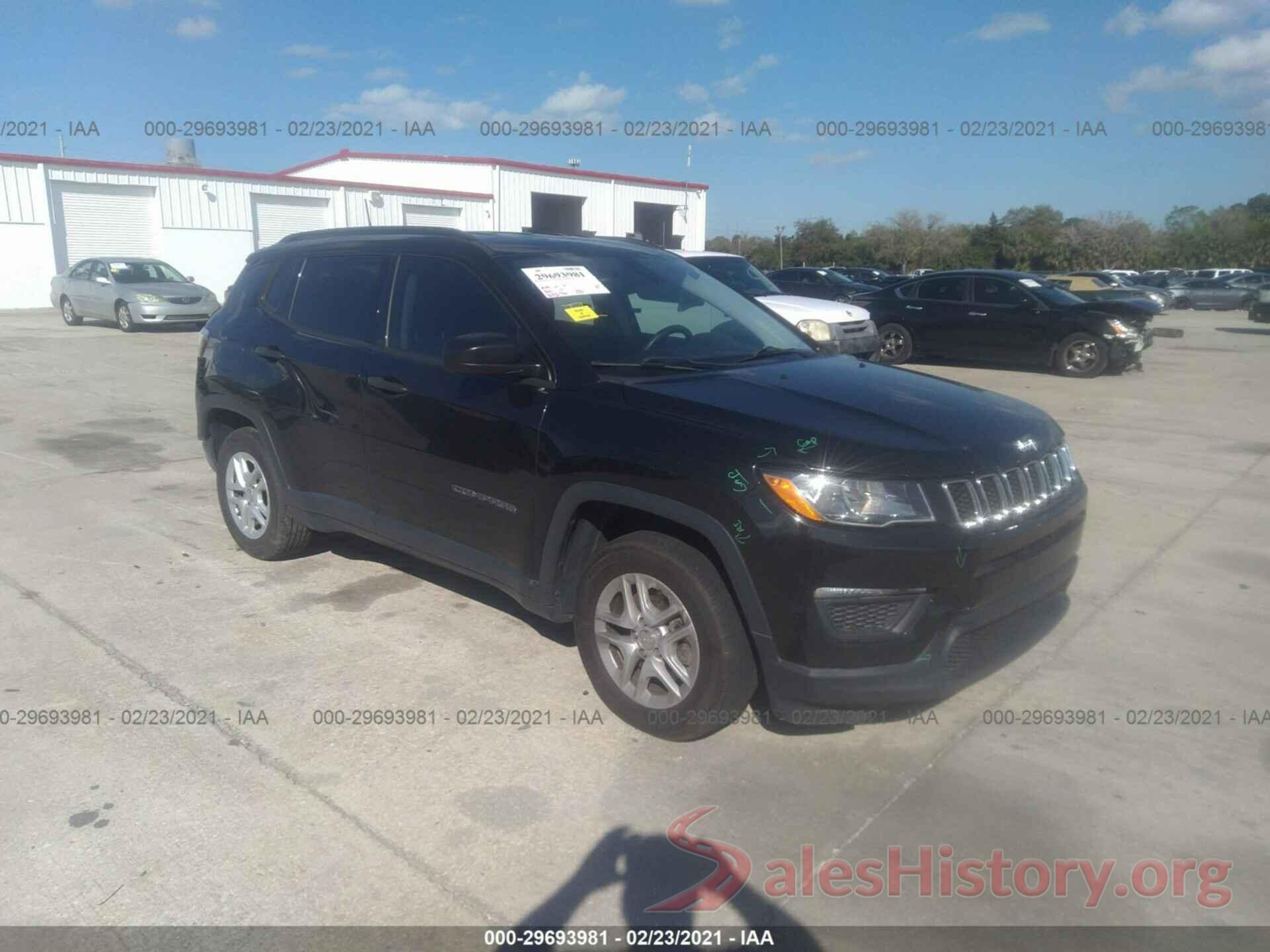 3C4NJCAB3JT122683 2018 JEEP COMPASS